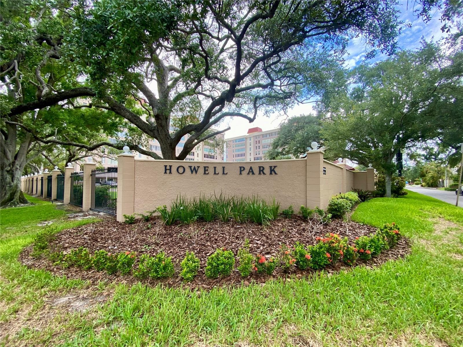 Welcome to Howel Park! - 2403 S ARDSON PL #402B, TAMPA