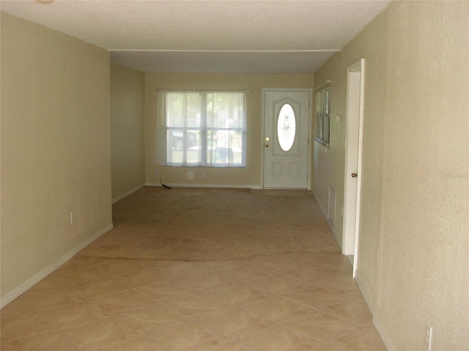 LIVING ROOM - 1300 PARK AVE, TAVARES