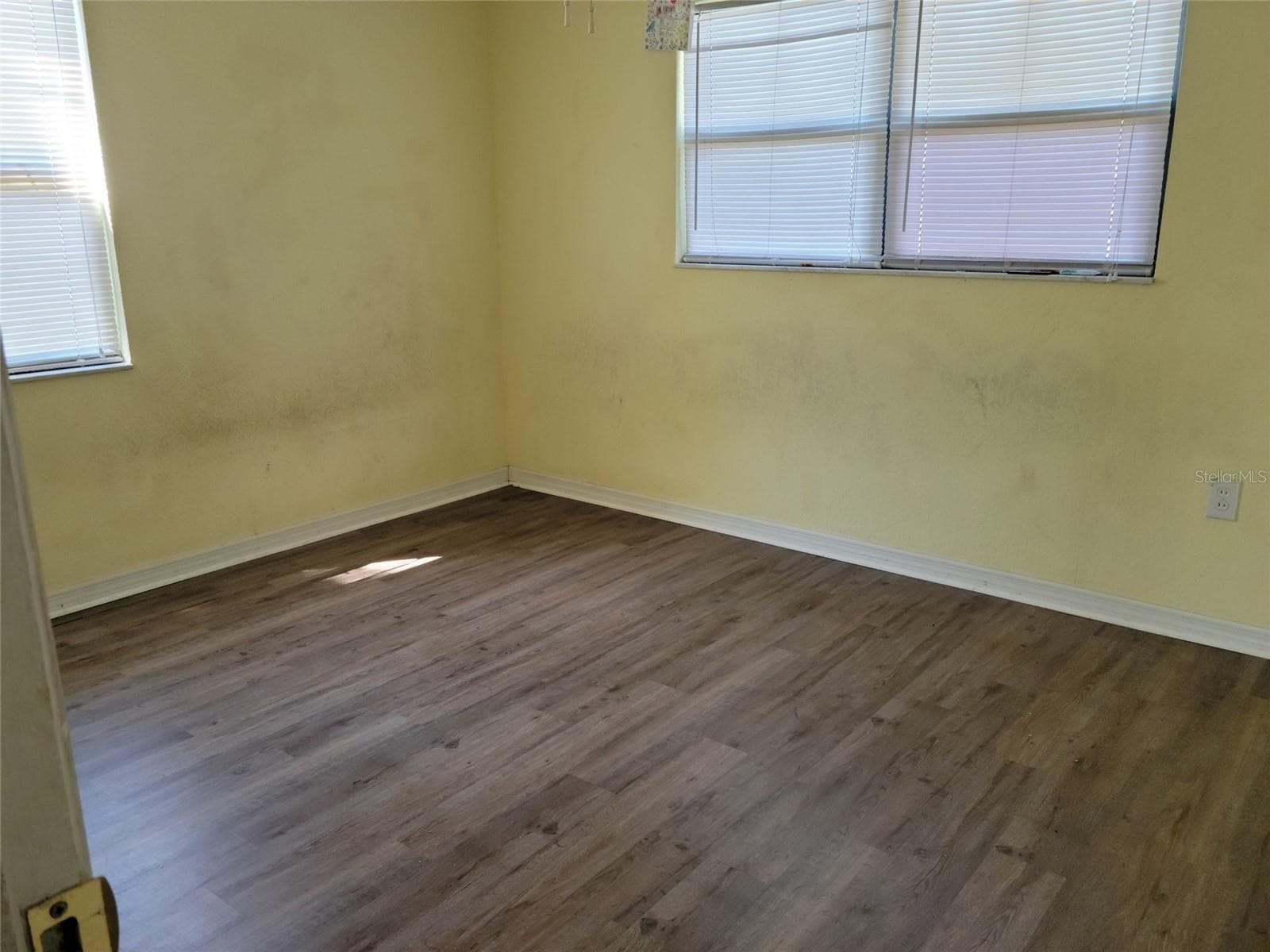 2ND BEDROOM - 1300 PARK AVE, TAVARES