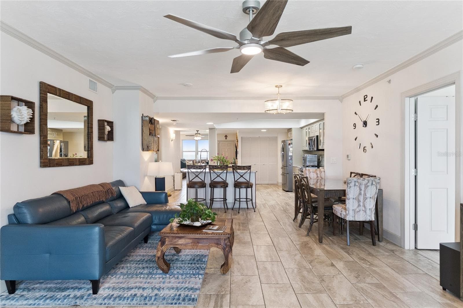 Family Oceanfront Room - 2055 S ATLANTIC AVE #705, DAYTONA BEACH SHORES