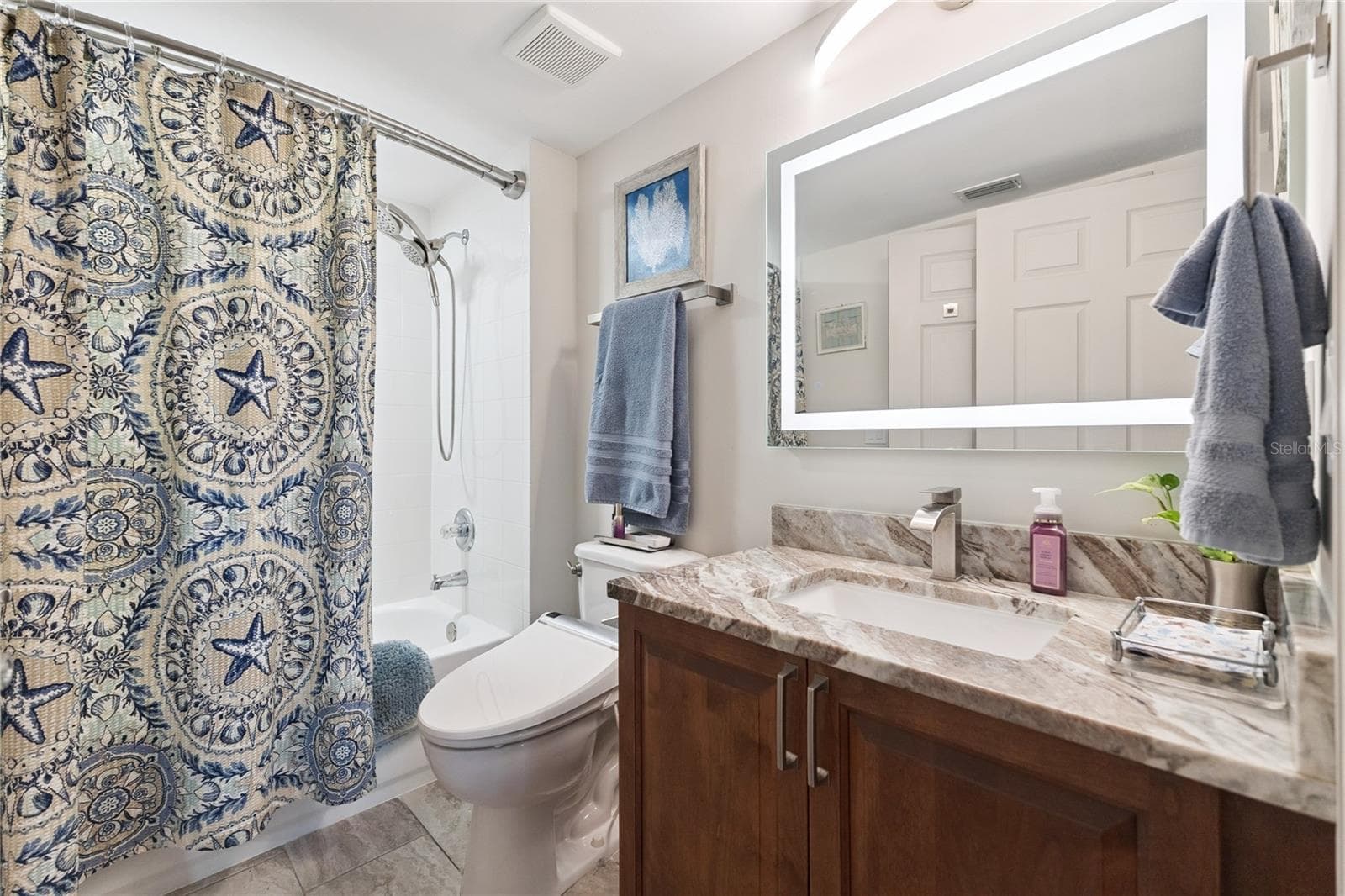 Front Guest Bath - 2055 S ATLANTIC AVE #705, DAYTONA BEACH SHORES