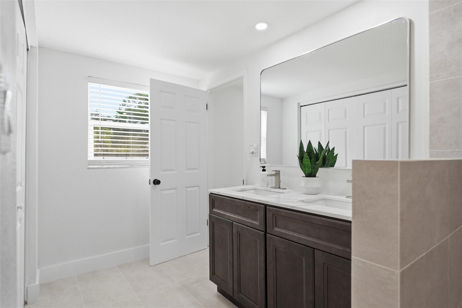 Single Family Residence at 2338 MEADOWBROOK DR, LUTZ, photo 48 of 71