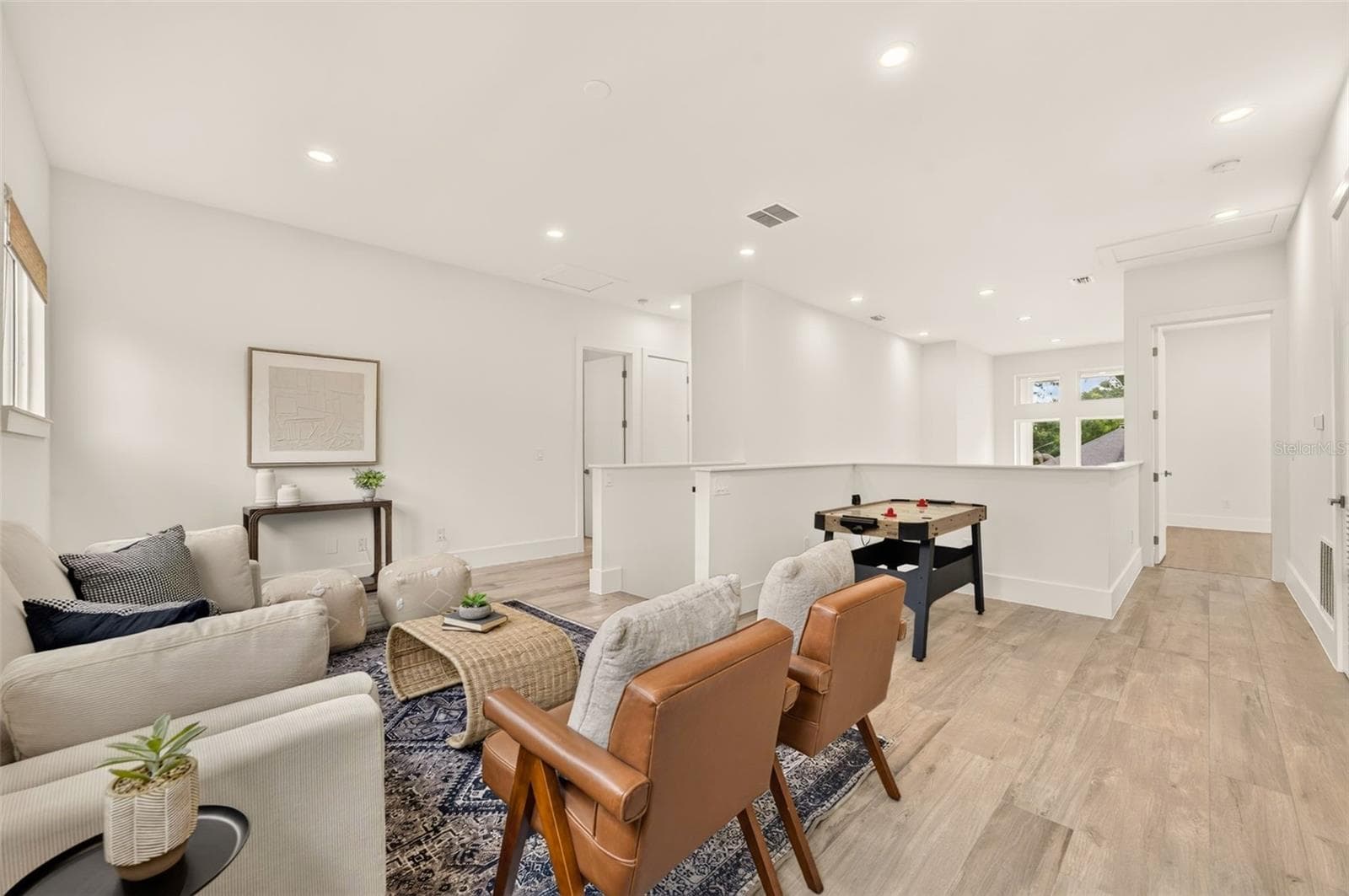 Loft area with study/play nook - 2343 VERSAILLES AVE, WINTER PARK