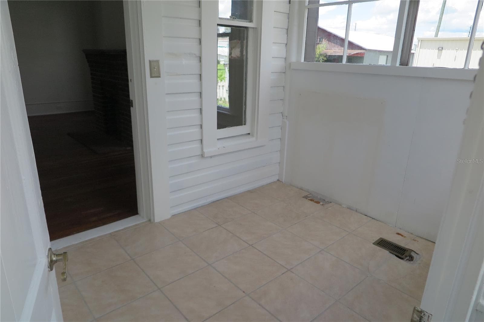 Single Family Residence at 105 SE 1ST AVE, LAKE BUTLER, photo 33 of 55