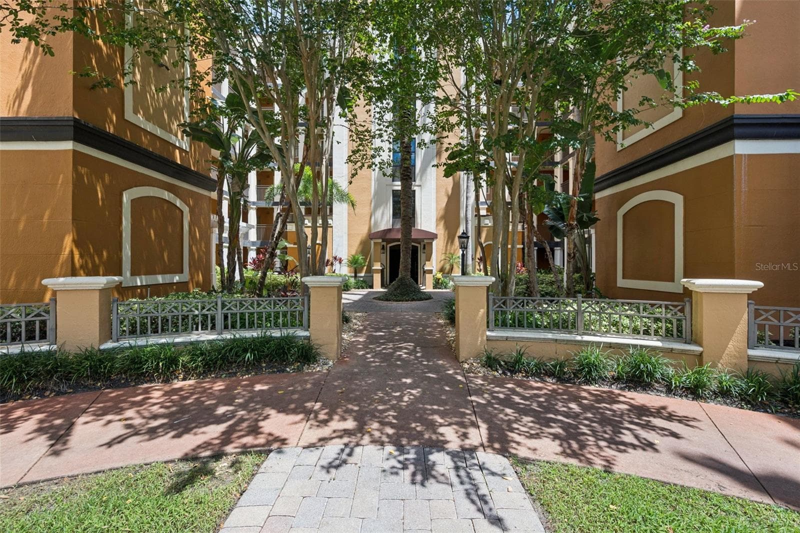 Condo - Hotel at 12539 FLORIDAYS RESORT DR #102D, ORLANDO, photo 3 of 75
