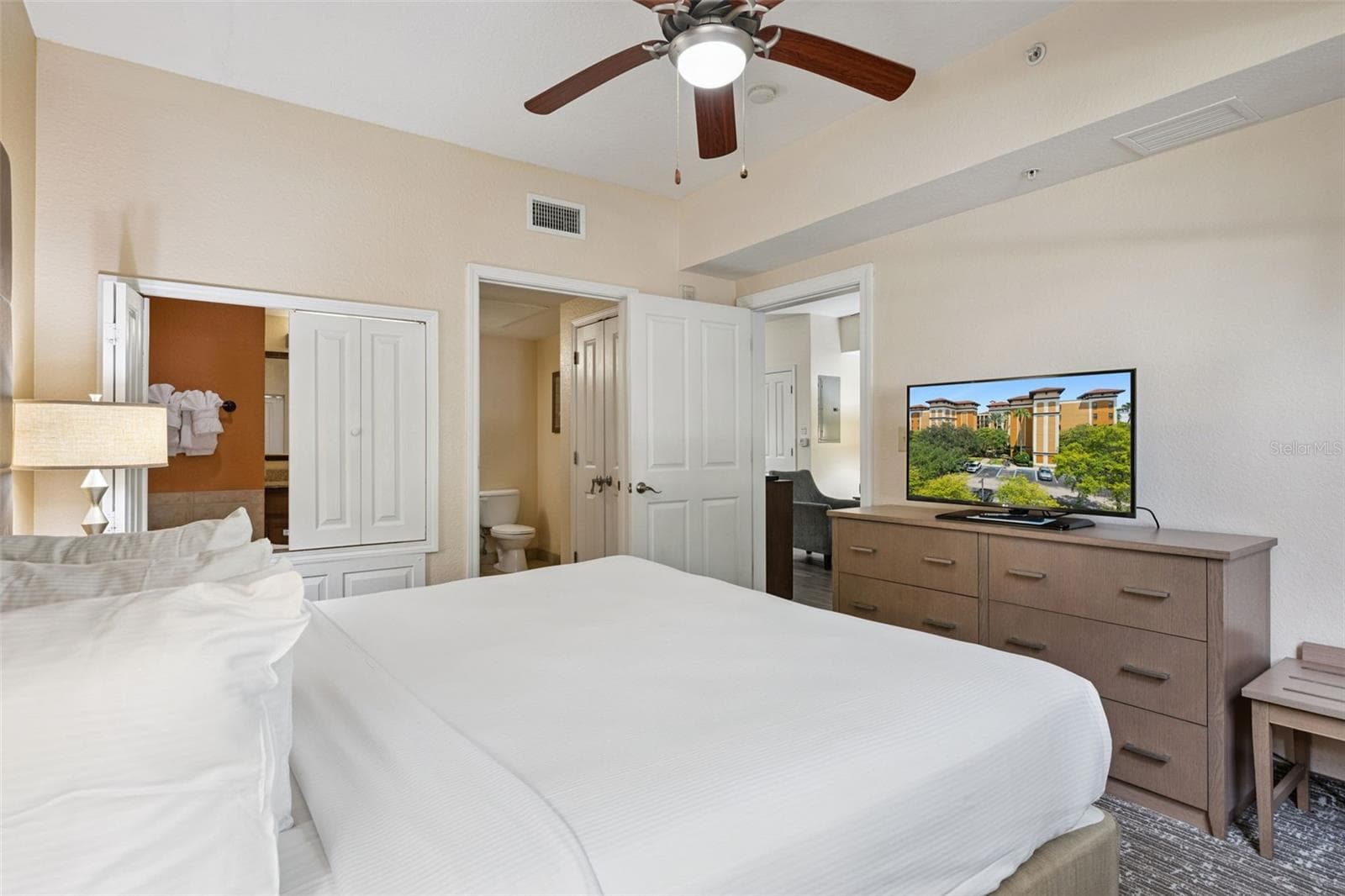 Condo - Hotel at 12539 FLORIDAYS RESORT DR #102D, ORLANDO, photo 15 of 75