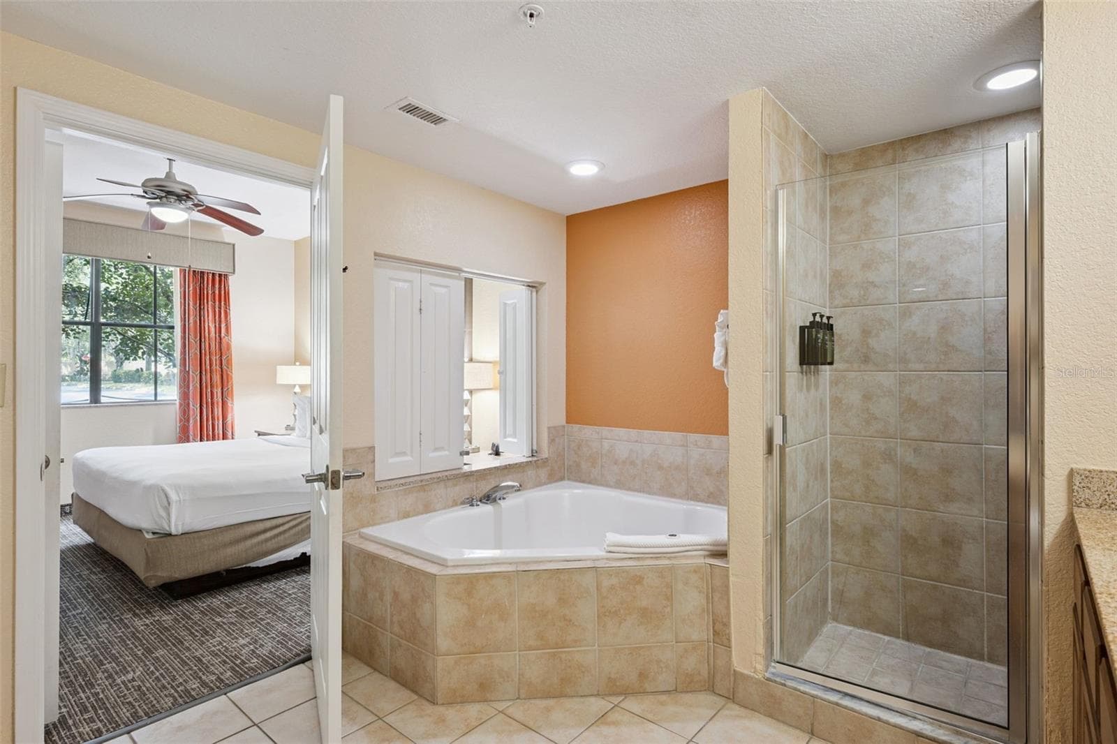 Condo - Hotel at 12539 FLORIDAYS RESORT DR #102D, ORLANDO, photo 21 of 75