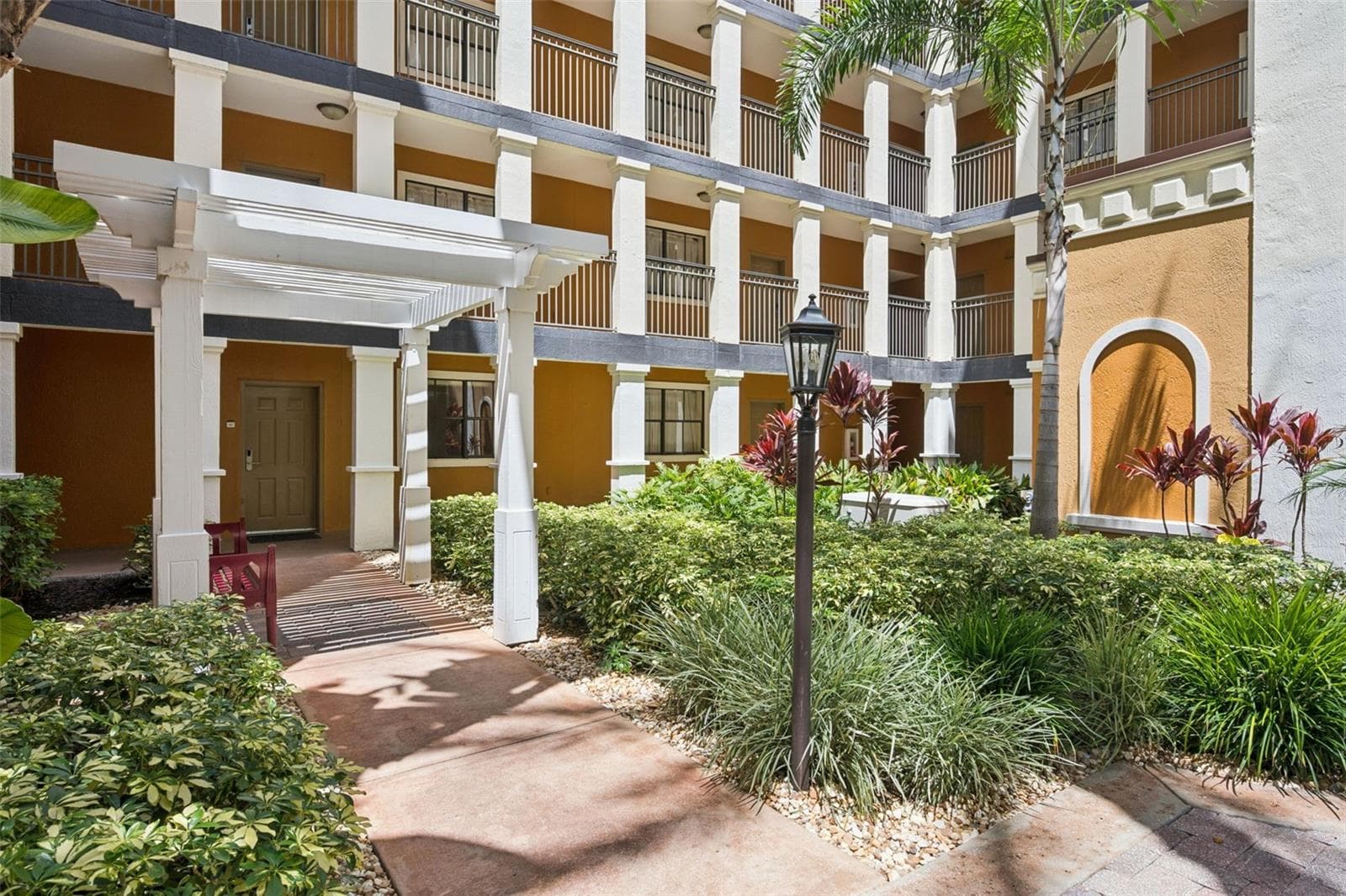 Condo - Hotel at 12539 FLORIDAYS RESORT DR #102D, ORLANDO, photo 26 of 75