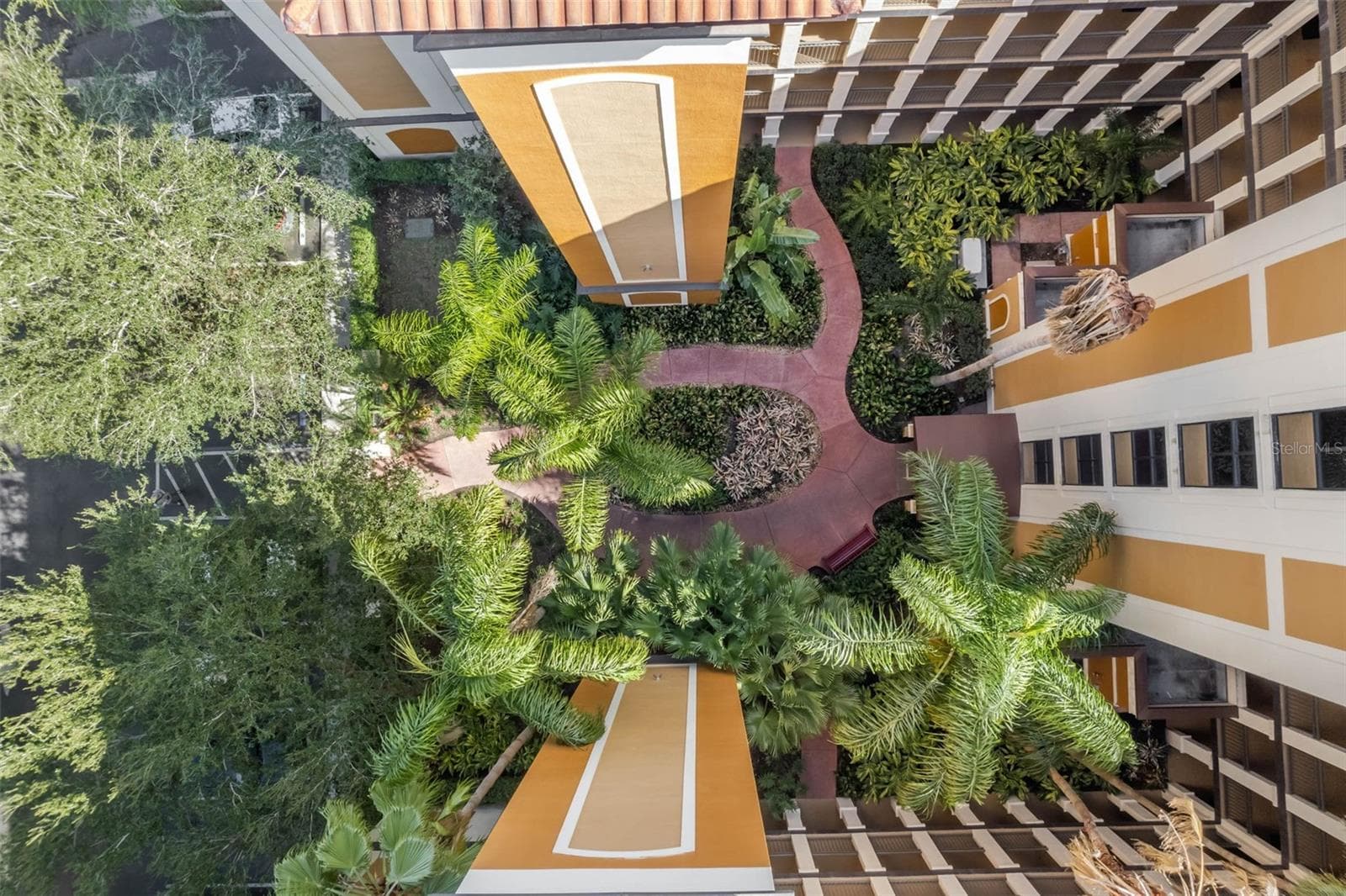 Condo - Hotel at 12539 FLORIDAYS RESORT DR #102D, ORLANDO, photo 39 of 75