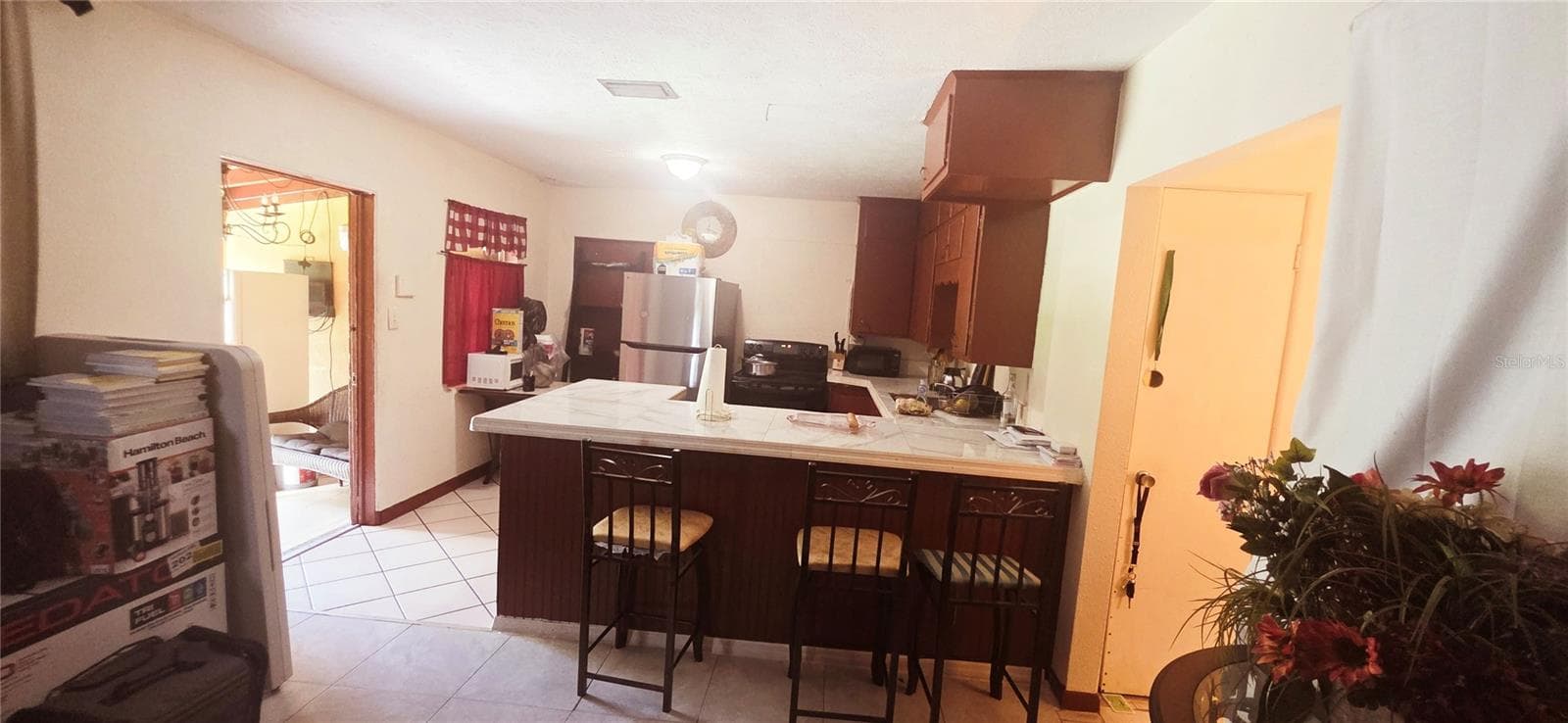 Single Family Residence at 1135 HOLDEN AVE #1/2, ORLANDO, photo 3 of 7