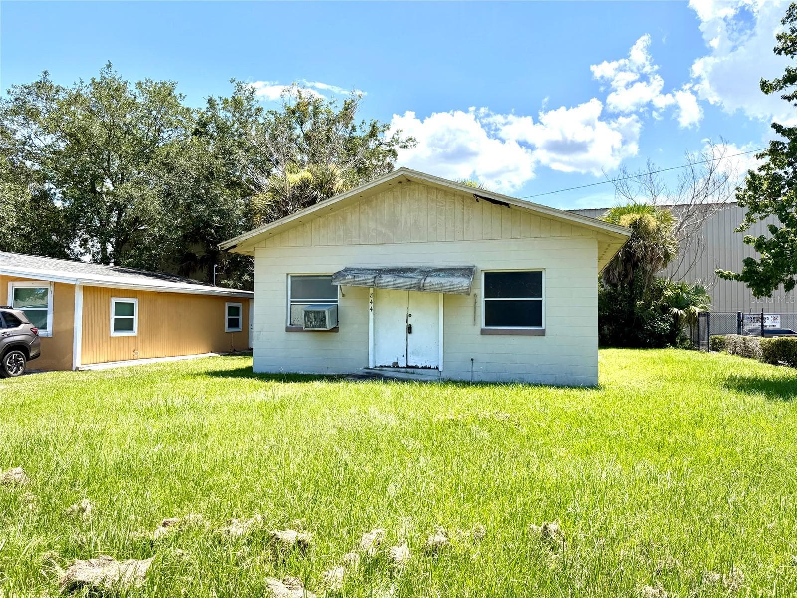 844 KLONDIKE ST