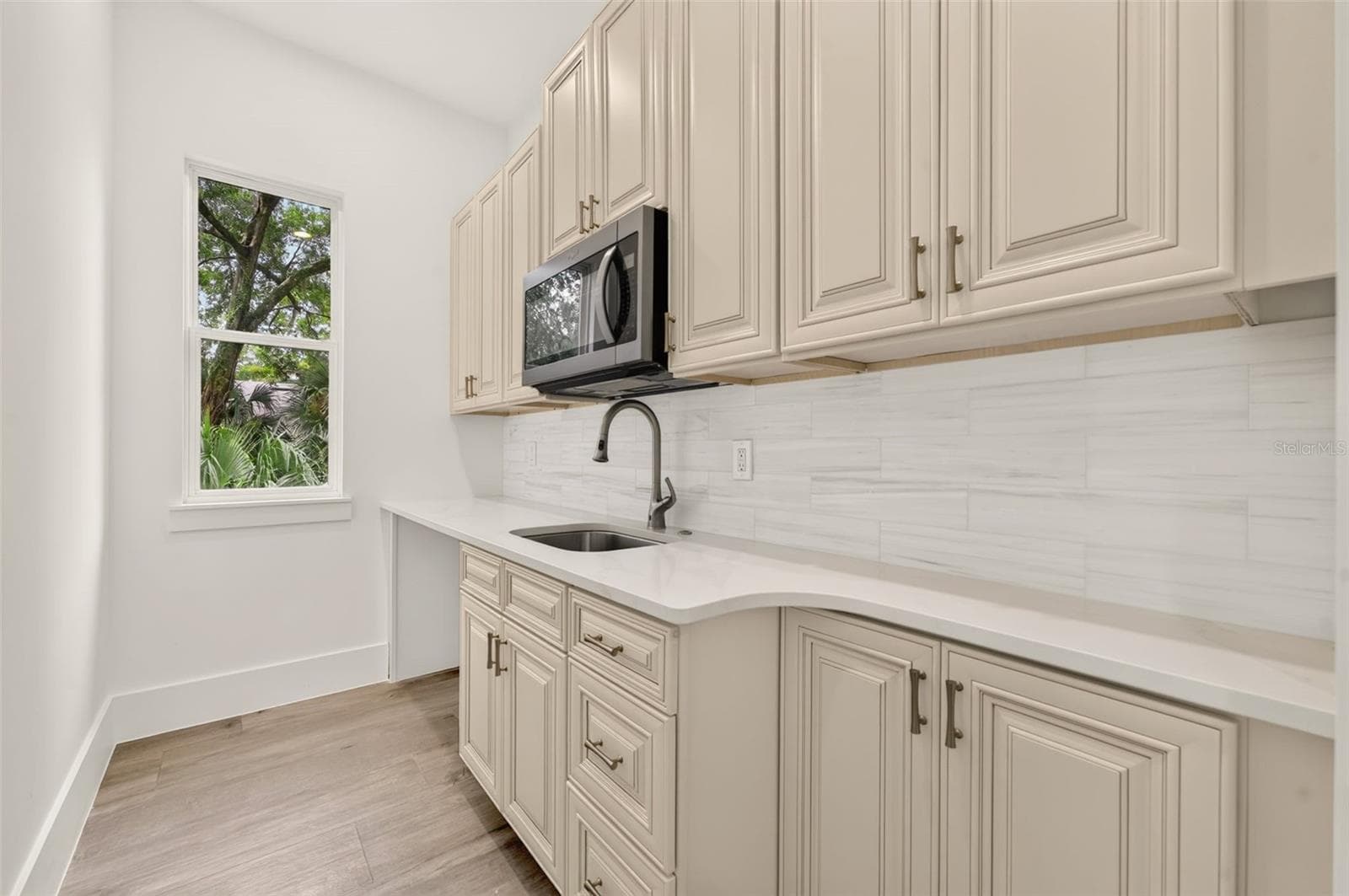Kitchenette off upstairs loft (or potential 2nd laundry) - 2343 VERSAILLES AVE, WINTER PARK