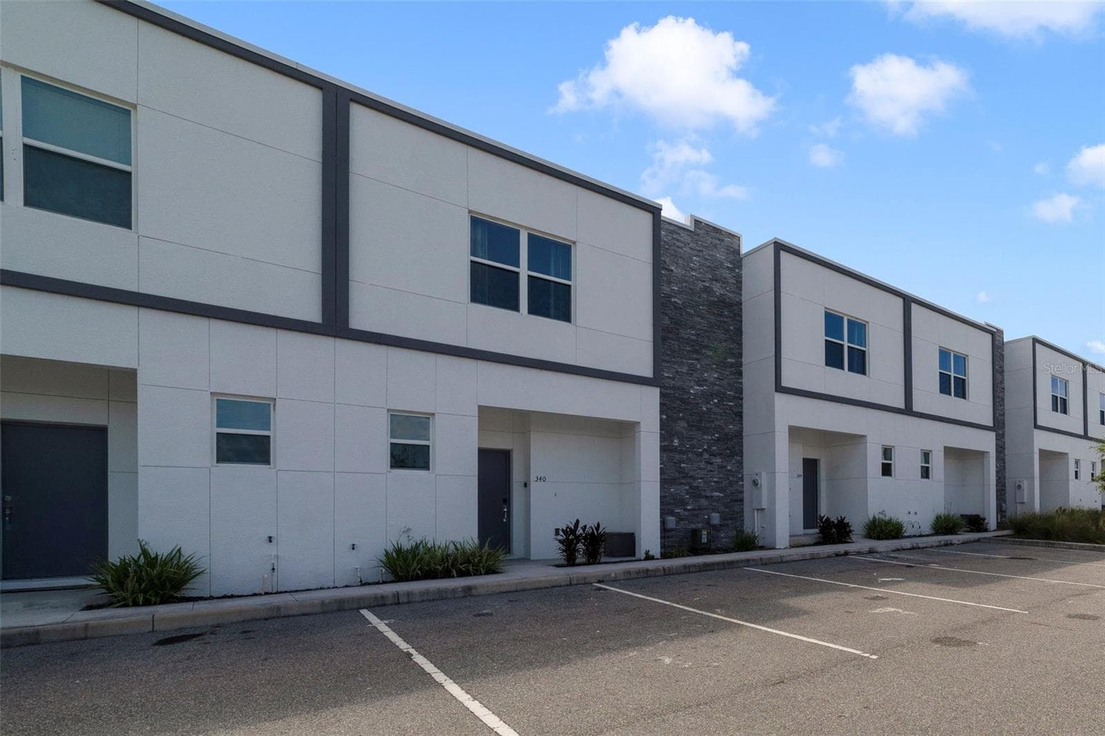 340 FAMAGUSTA DR