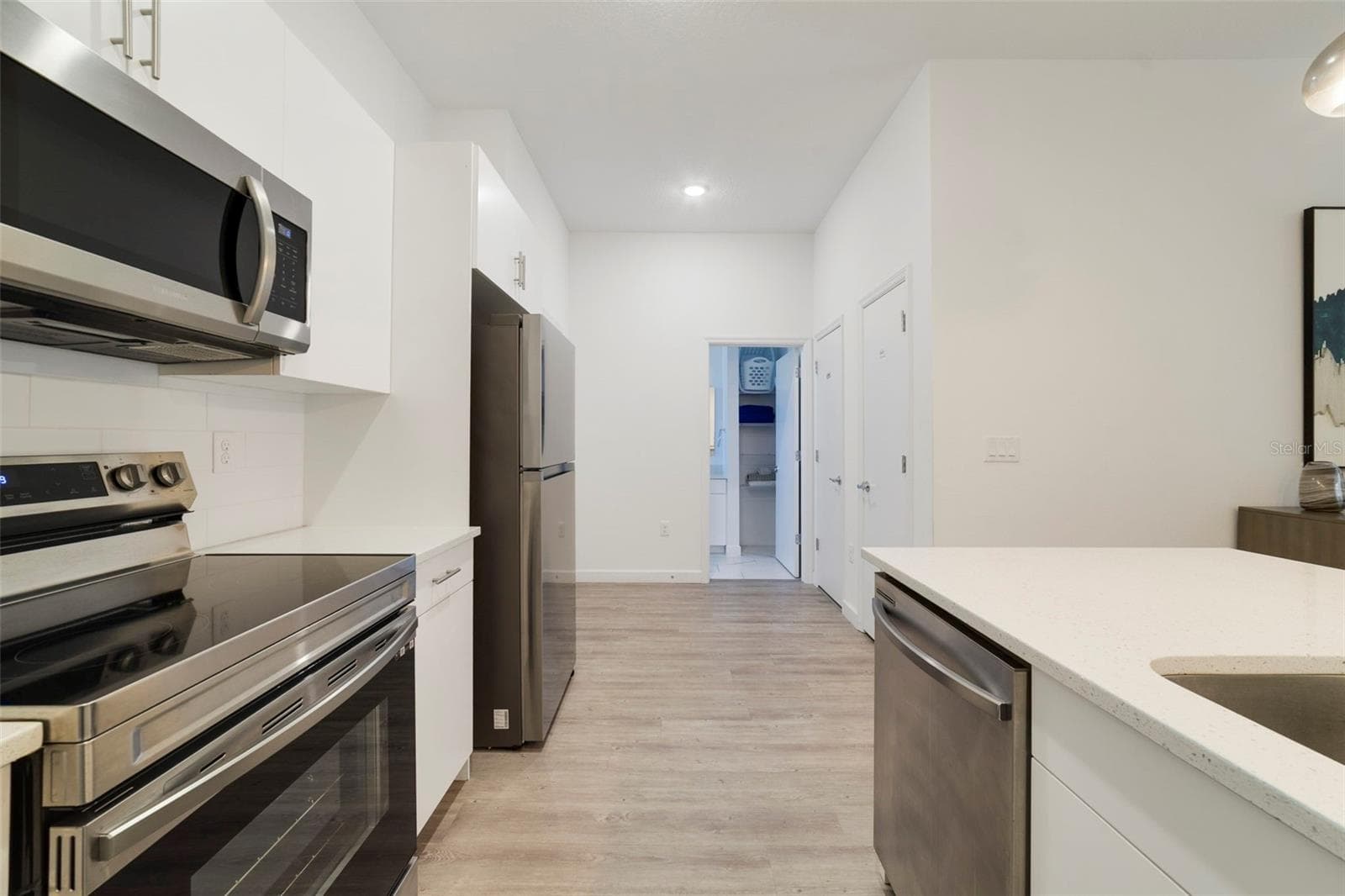 Kitchen. - 340 FAMAGUSTA DR, DAVENPORT