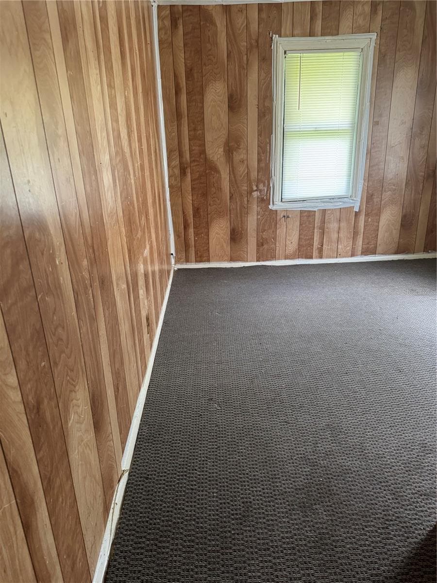 Single Family Residence at 1049 PLATEAU AVE, LAKELAND, photo 9 of 16