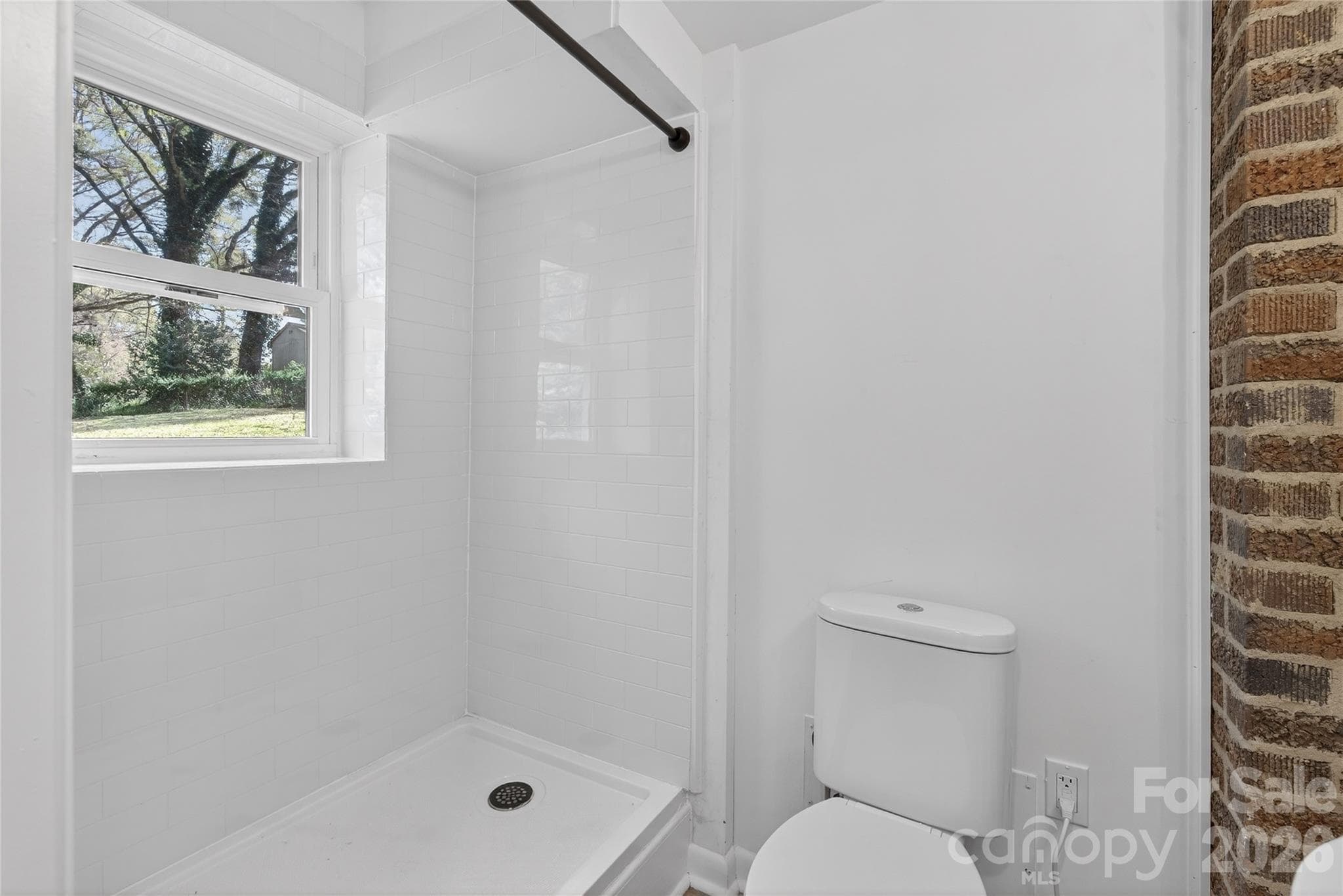 Single Family Residence at 5412 Milhaven Lane, Charlotte, photo 32 of 37