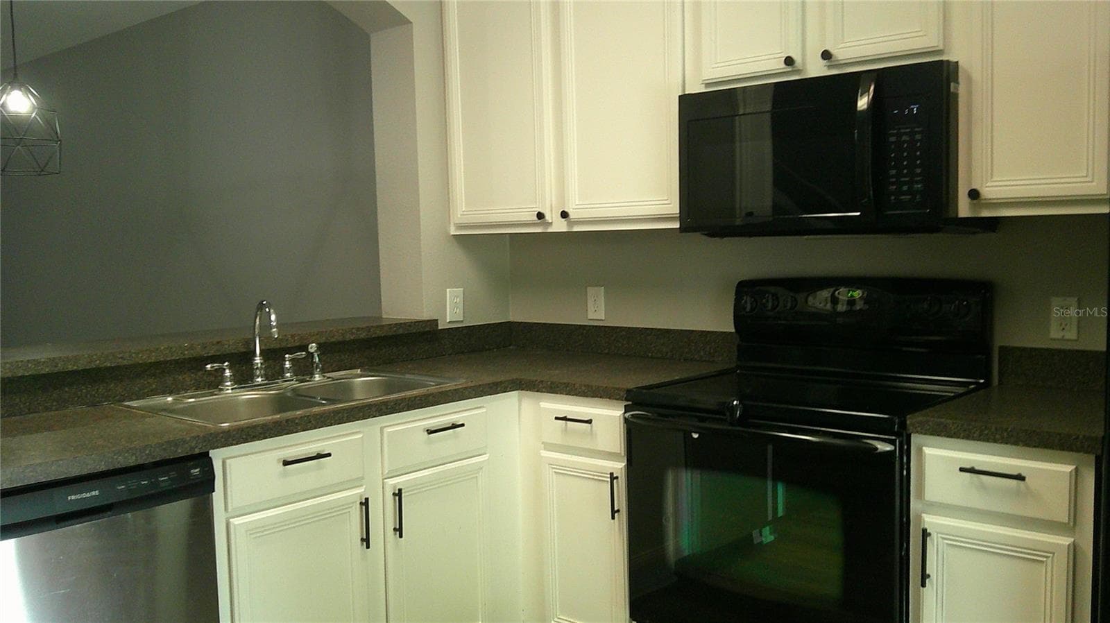 Townhouse at 5718 FISHHAWK RIDGE DR, LITHIA, photo 8 of 26