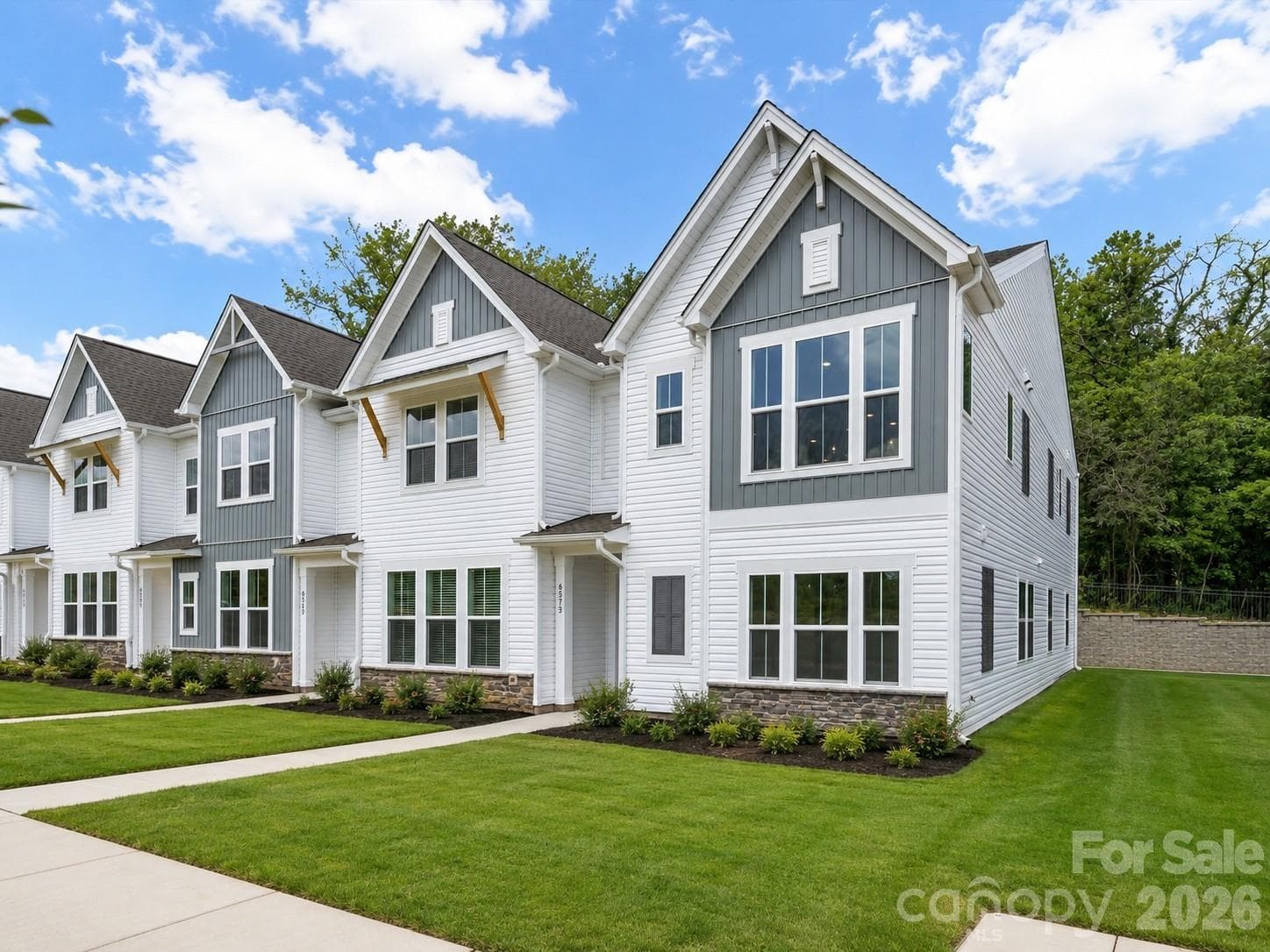 Townhouse at Charlotte, photo 2 of 65