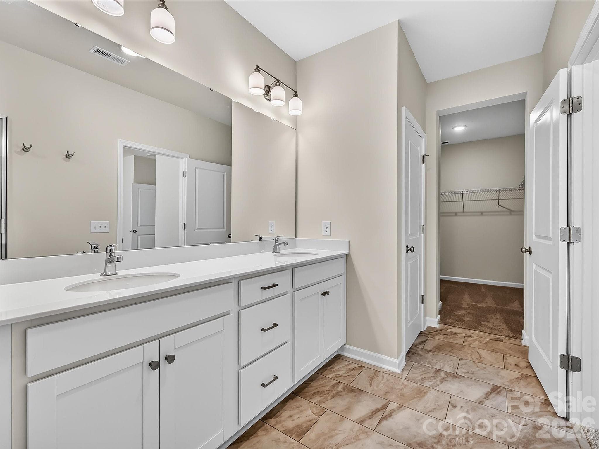 Townhouse at Charlotte, photo 34 of 65