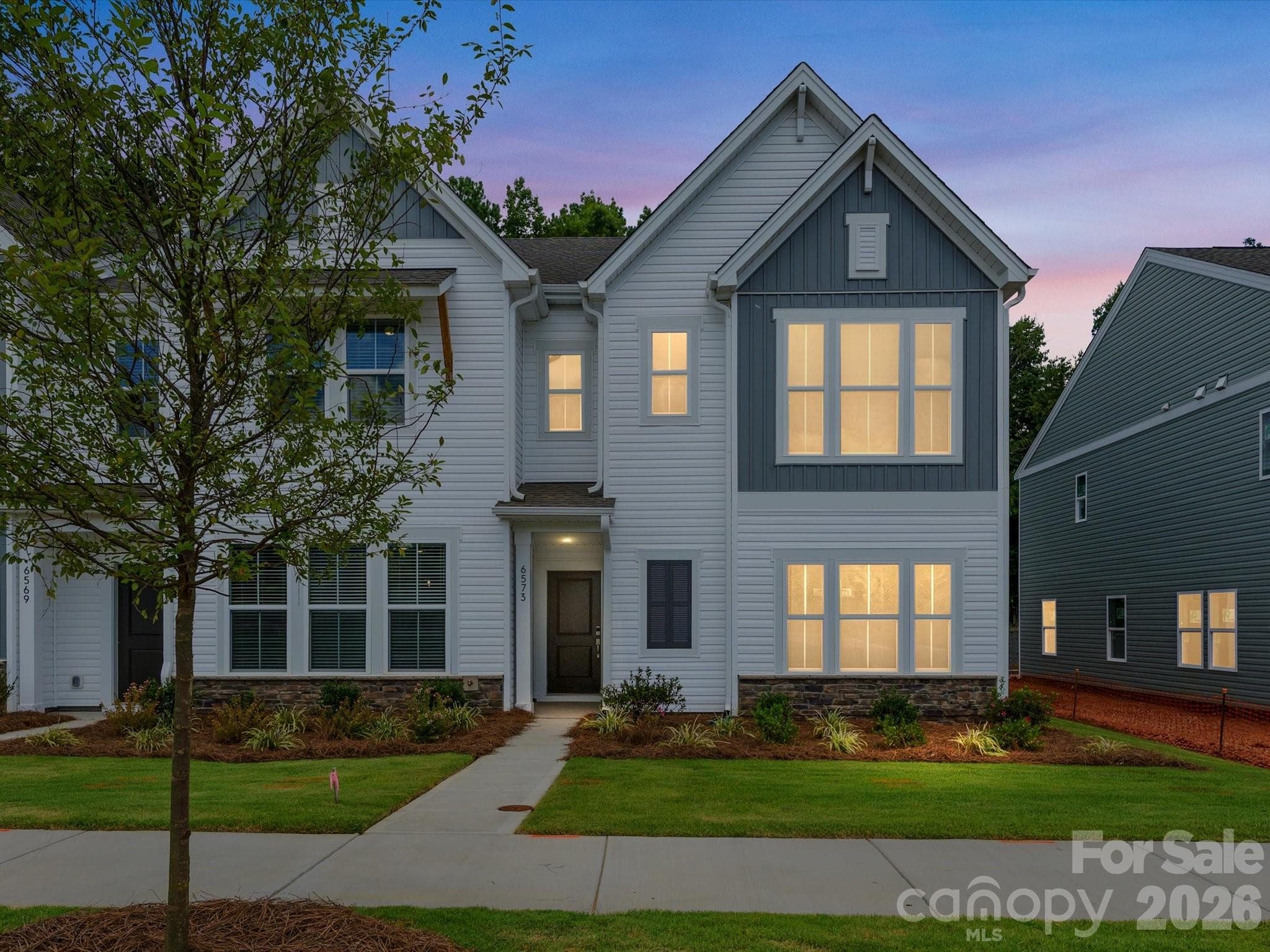Townhouse at Charlotte, photo 44 of 65