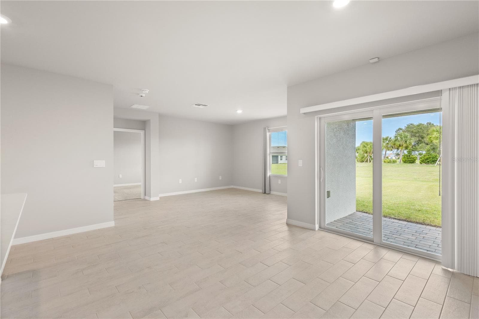 Single Family Residence at 4975 TUSCOLA BLVD, NORTH PORT, photo 11 of 54