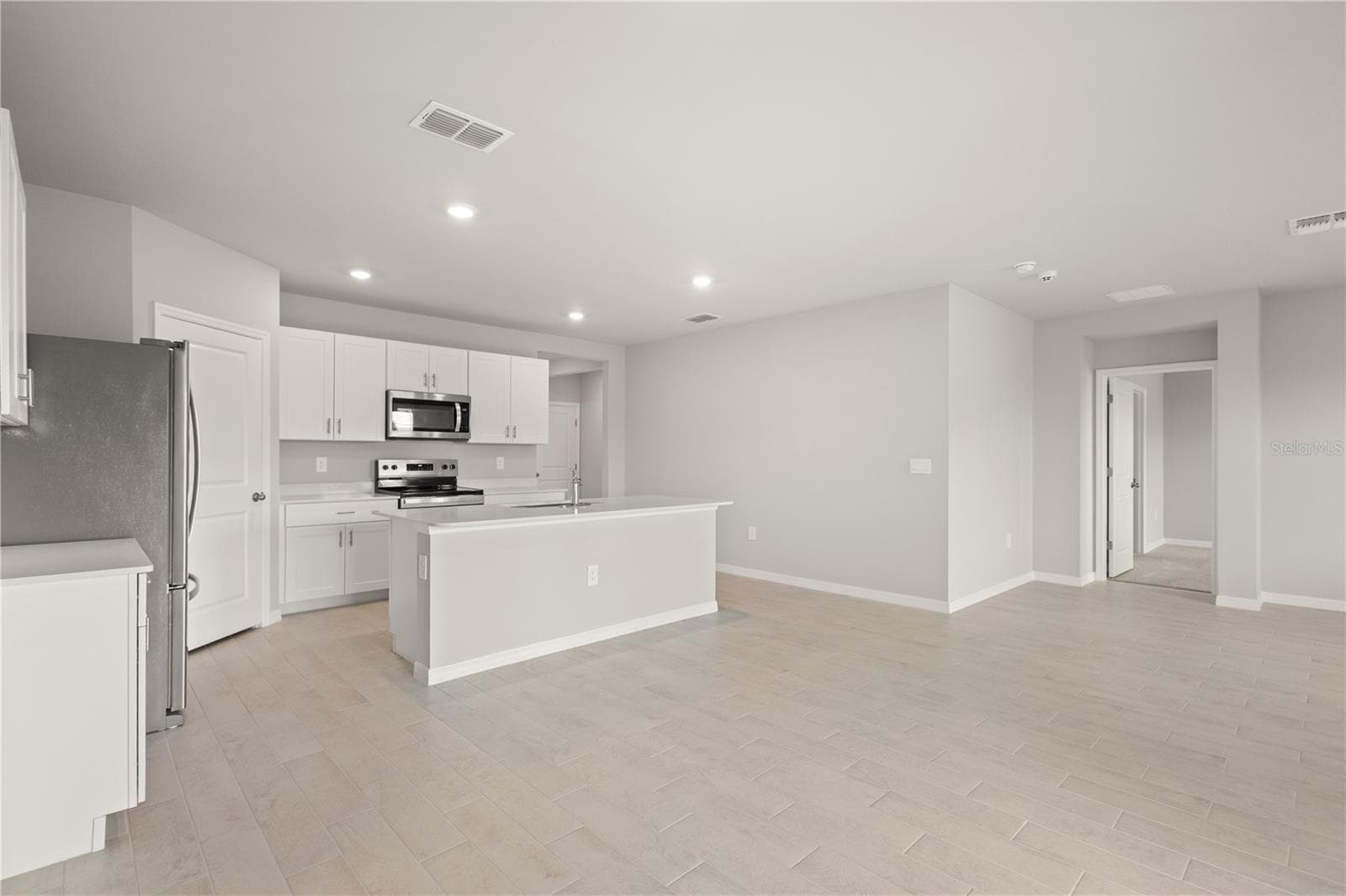 Single Family Residence at 4975 TUSCOLA BLVD, NORTH PORT, photo 12 of 54