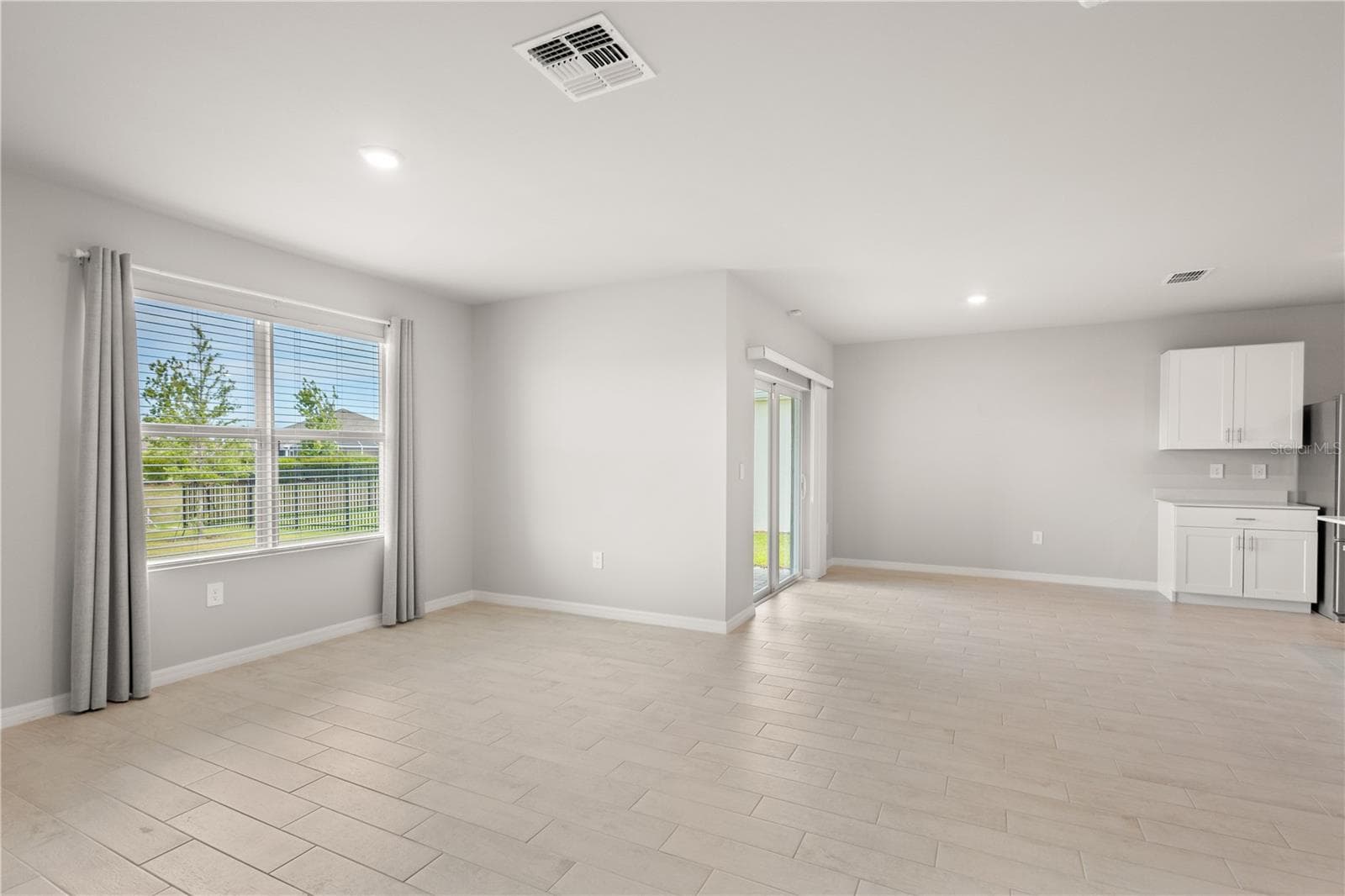 Single Family Residence at 4975 TUSCOLA BLVD, NORTH PORT, photo 14 of 54