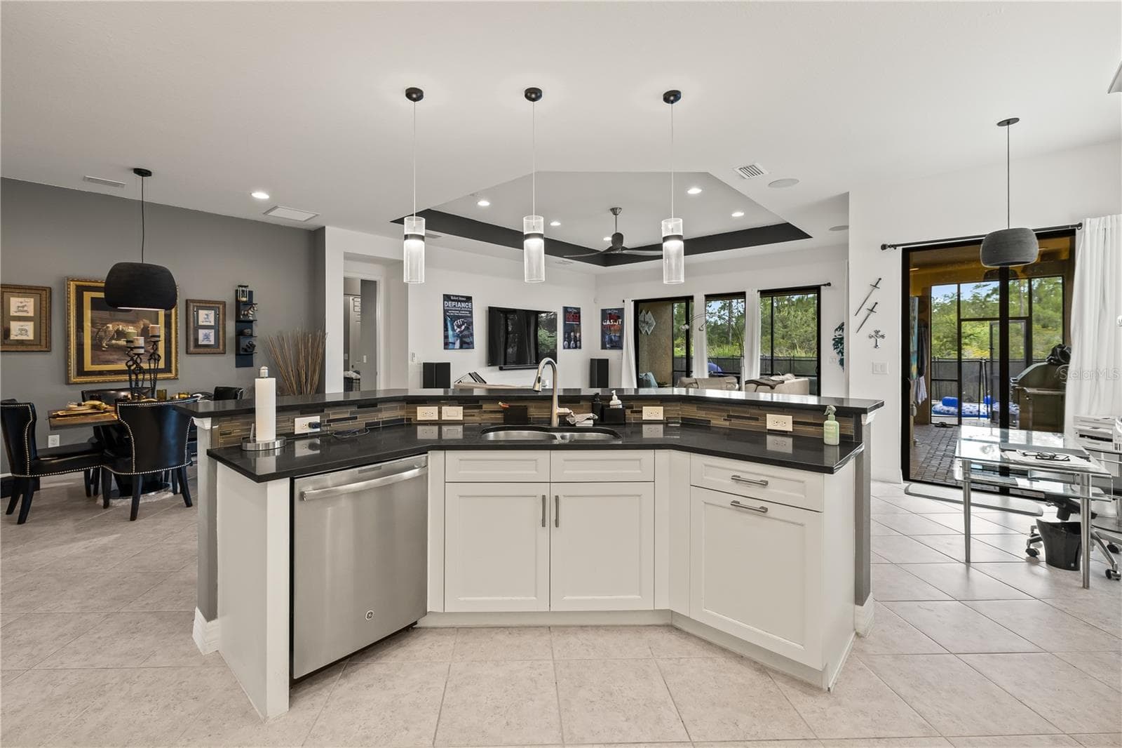Single Family Residence at 10035 CHESAPEAKE BAY DR, FORT MYERS, photo 9 of 33