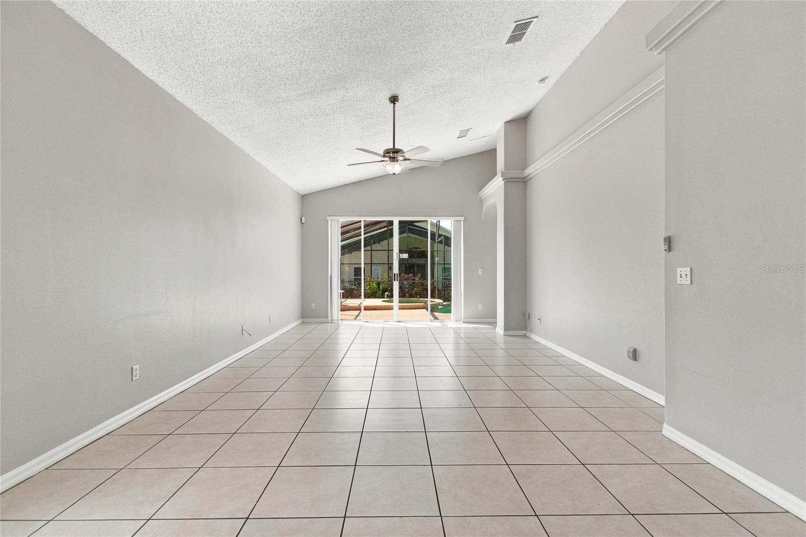 Single Family Residence at 16616 PALM SPRING DR, CLERMONT, photo 14 of 48