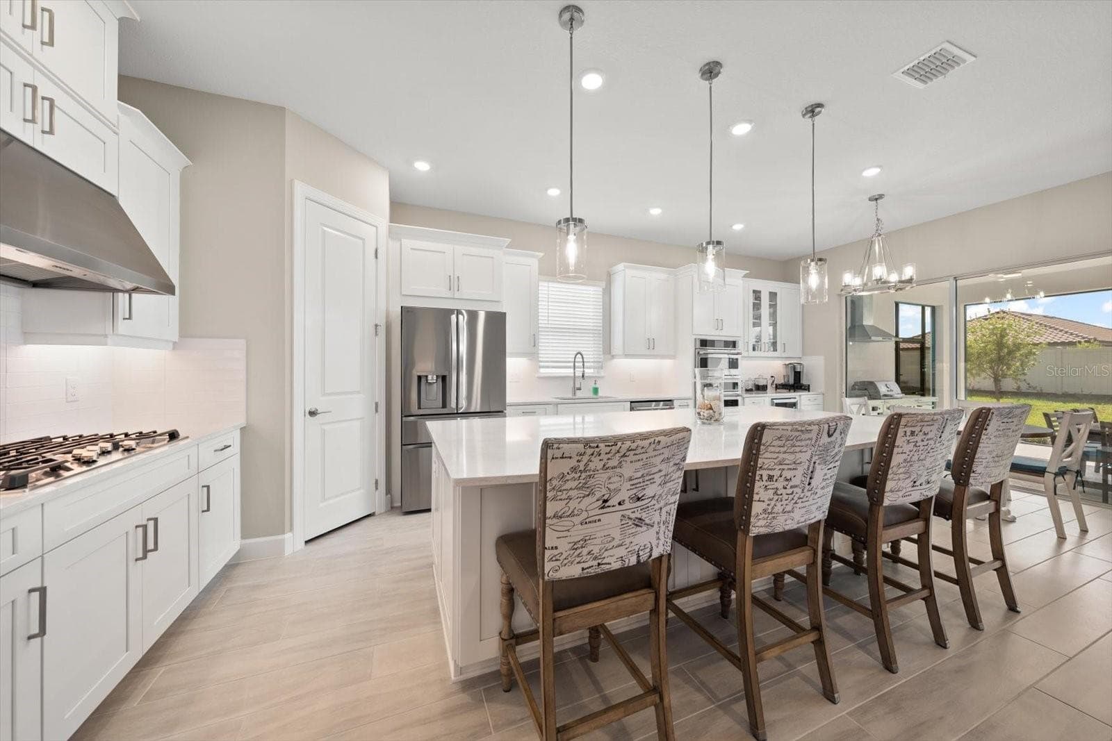 Single Family Residence at 11410 CASELLA PL, PALMETTO, photo 5 of 33