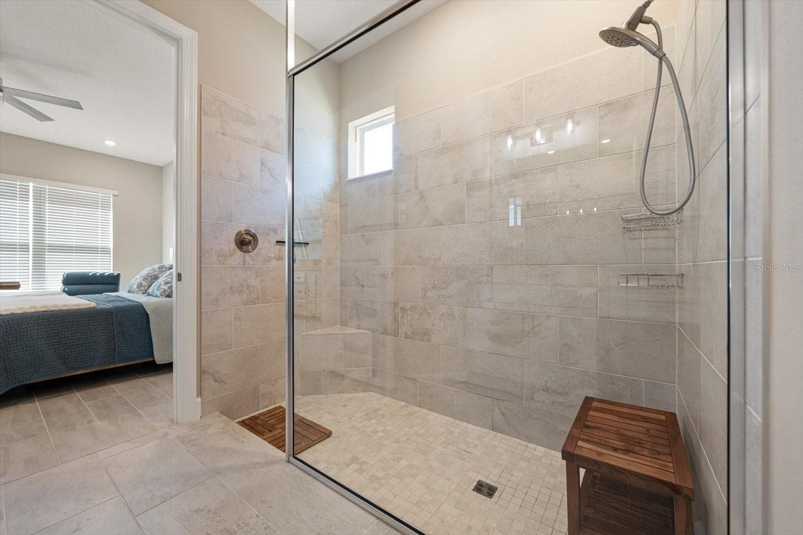 Single Family Residence at 11410 CASELLA PL, PALMETTO, photo 14 of 33
