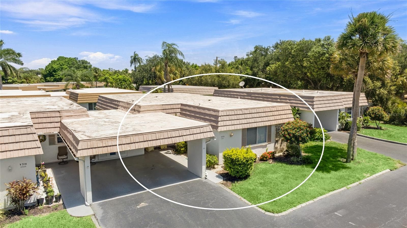Villa at 2327 WATERBLUFF PL #V315, SARASOTA, photo 4 of 53