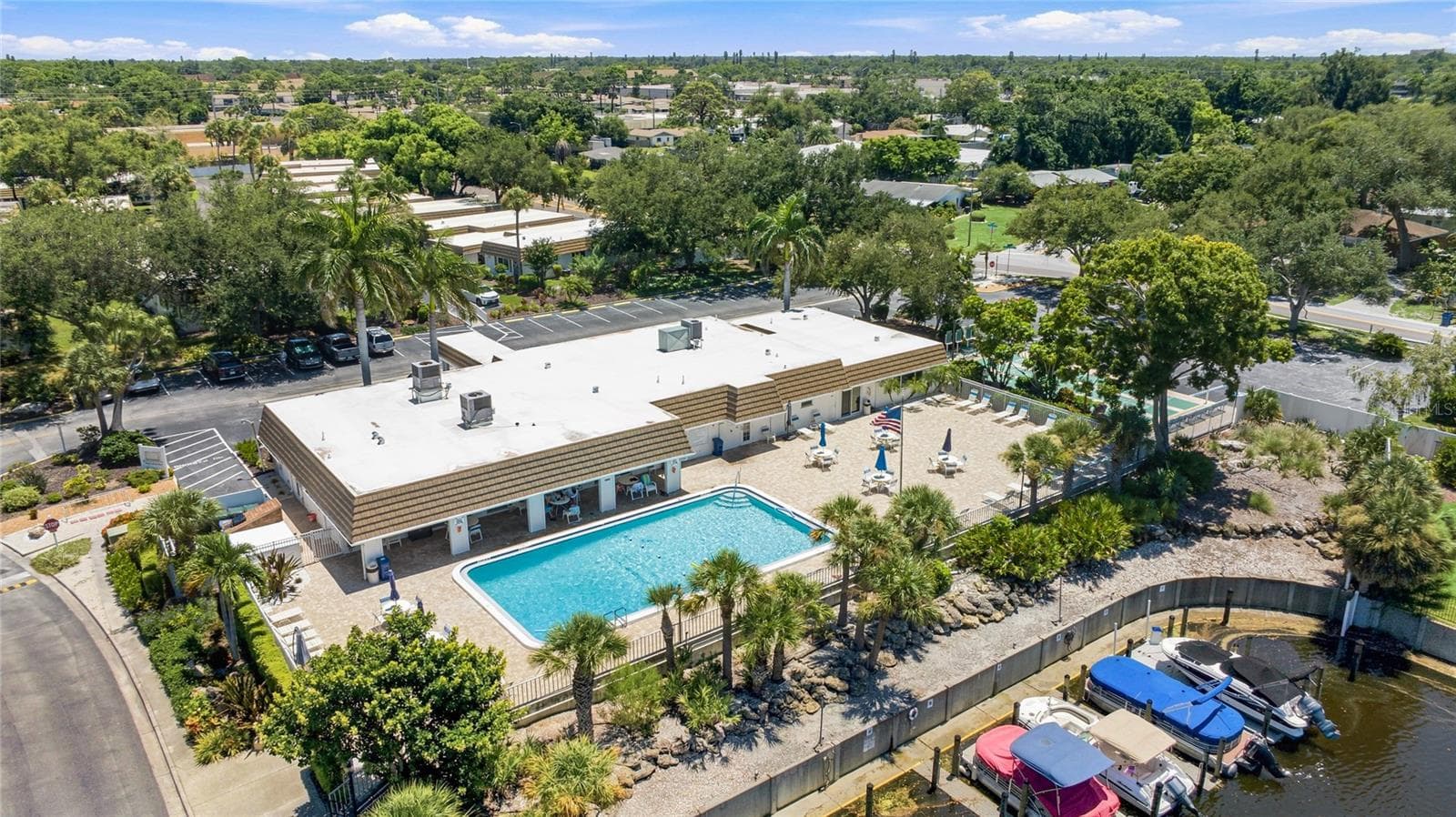 Villa at 2327 WATERBLUFF PL #V315, SARASOTA, photo 40 of 53