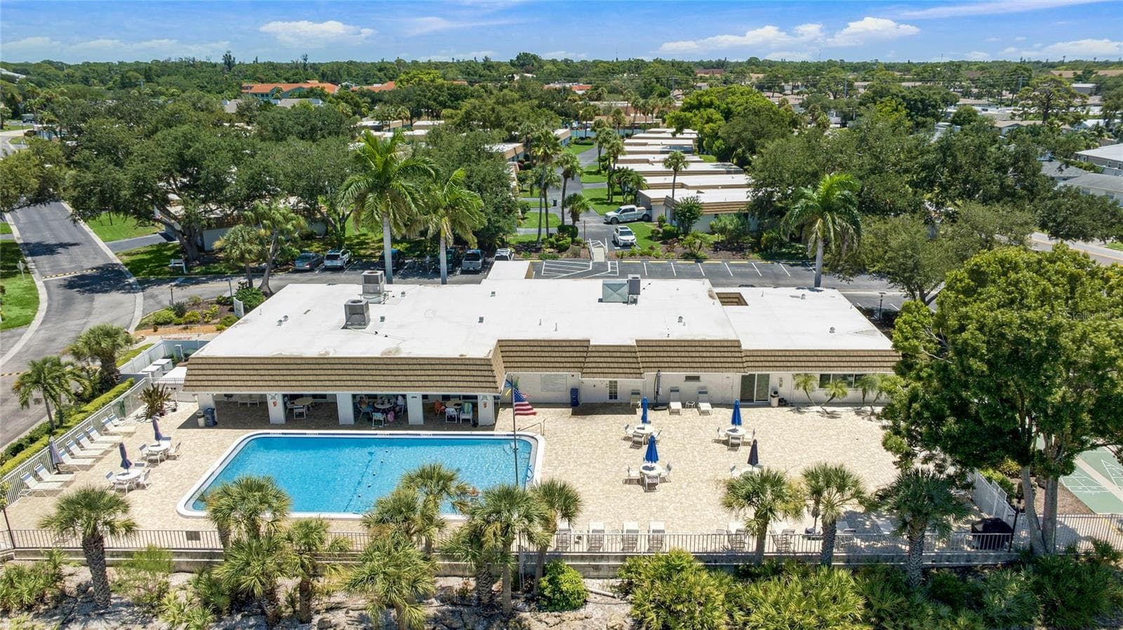 Villa at 2327 WATERBLUFF PL #V315, SARASOTA, photo 41 of 53