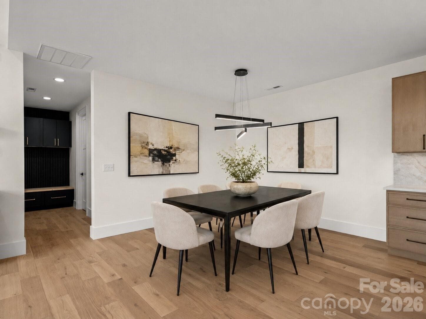 Virtually Staged - 7 Spicebush Lane, Weaverville