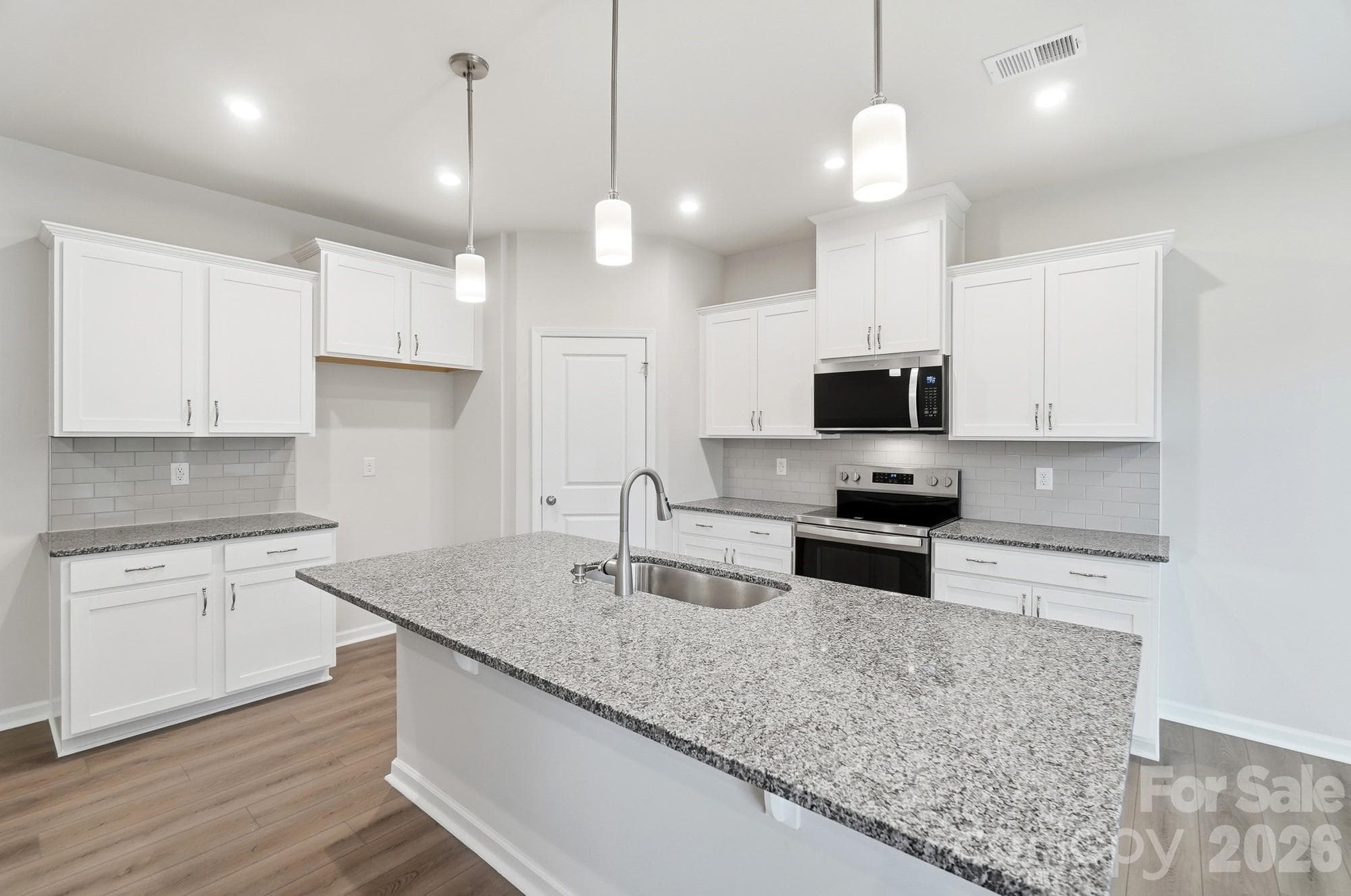 Single Family Residence at 2742 Phoenix Court, Gastonia, photo 12 of 48
