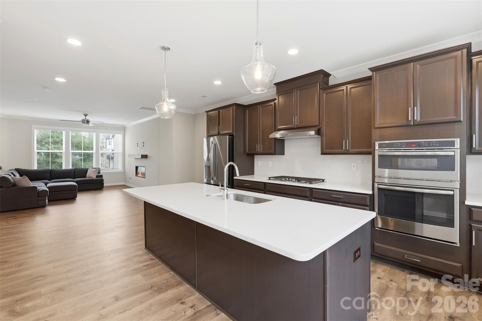 Townhouse at 604 Tudor Park Way, Charlotte, photo 10 of 35