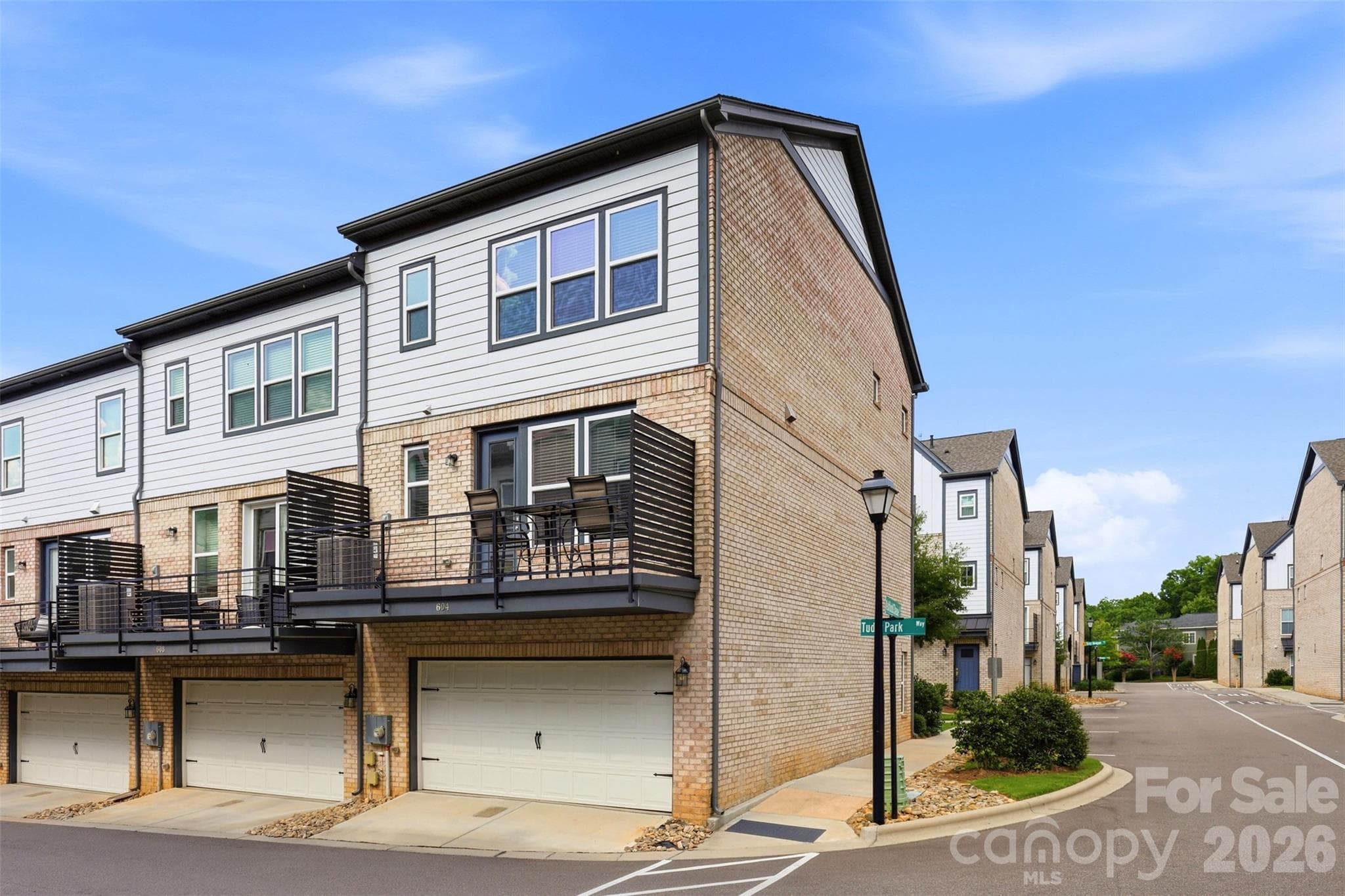 Townhouse at 604 Tudor Park Way, Charlotte, photo 34 of 35