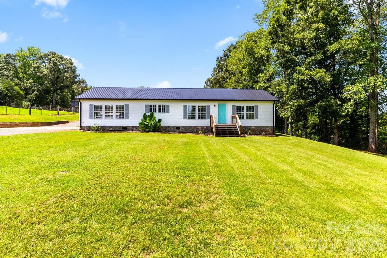 Front view of home - 393 Cedar Grove Church Road, Vale
