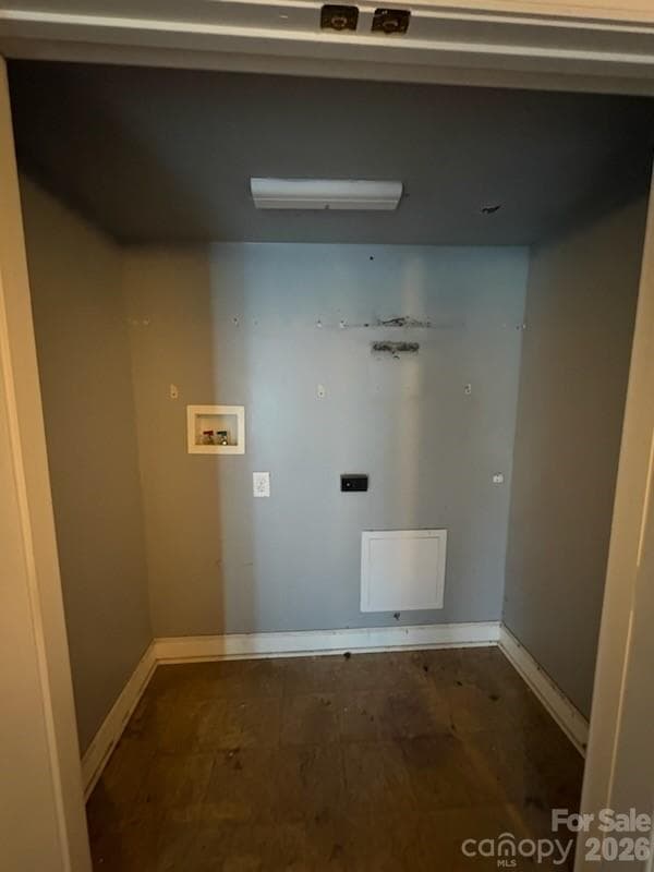 Condominium at 201 S Hoskins Road, Charlotte, photo 14 of 32