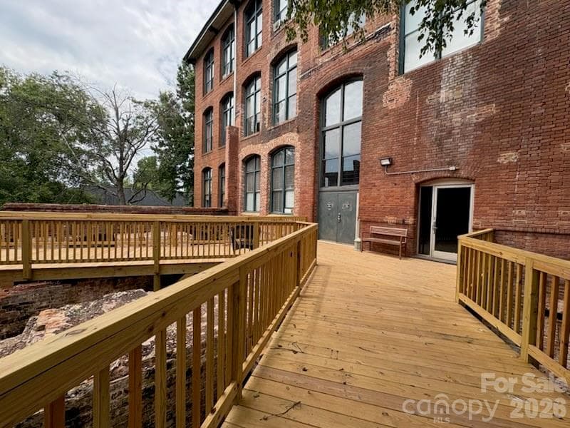 Condominium at 201 S Hoskins Road, Charlotte, photo 31 of 32