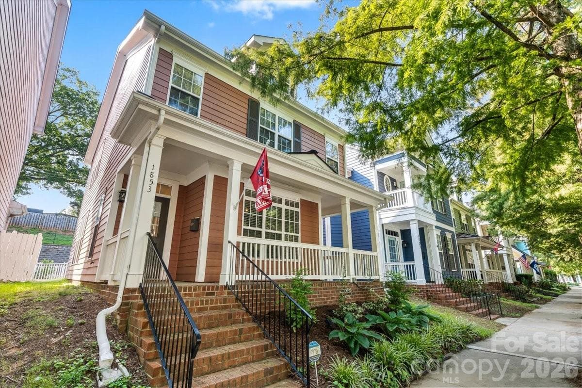 Single Family Residence at 1853 Lela Avenue, Charlotte, photo 4 of 48