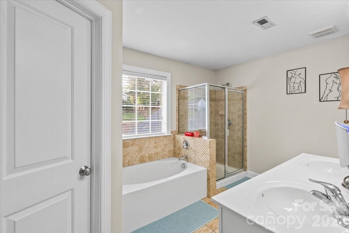 Single Family Residence at 1853 Lela Avenue, Charlotte, photo 28 of 48