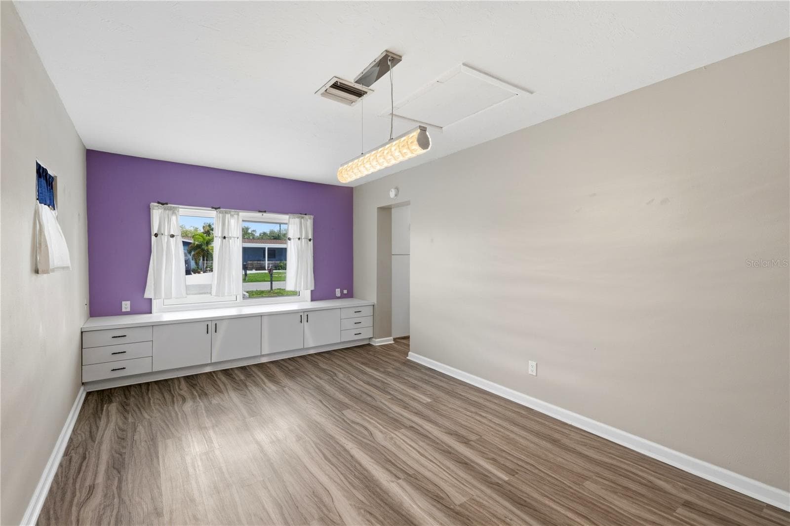 Single Family Residence at 1317 CYPRESS AVE, VENICE, photo 17 of 51