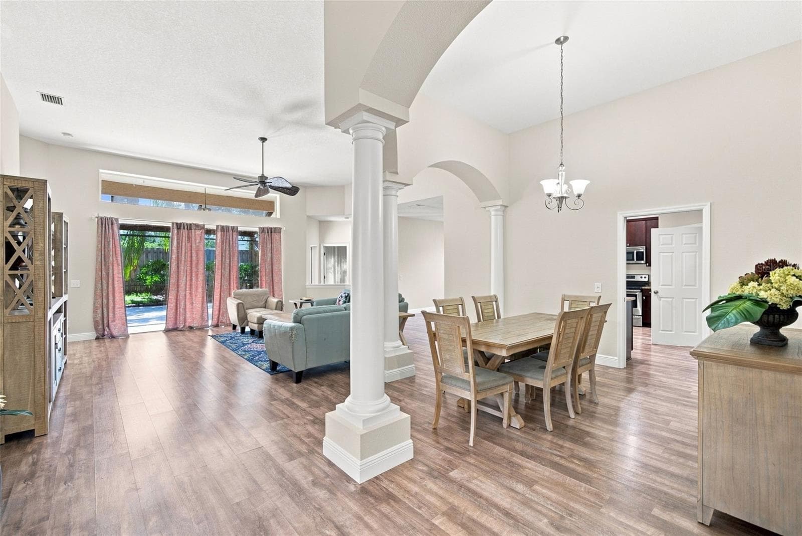 Single Family Residence at 295 LONDONDERRY DR, SARASOTA, photo 8 of 35