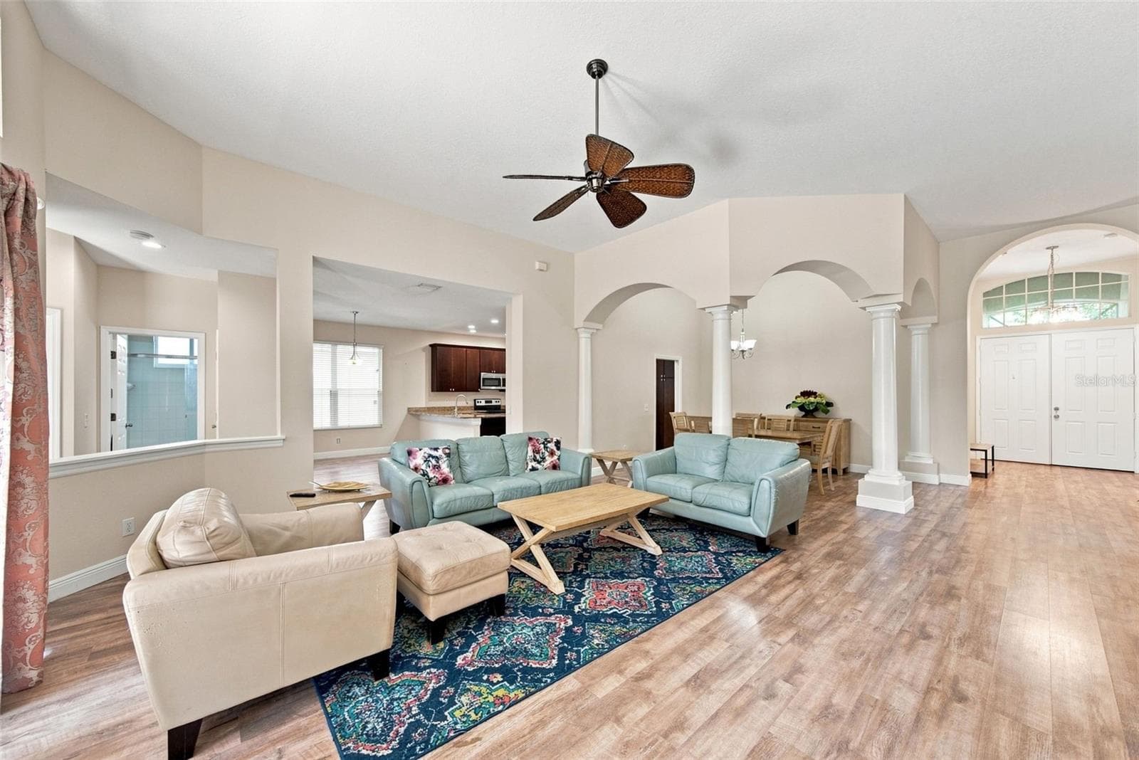 Single Family Residence at 295 LONDONDERRY DR, SARASOTA, photo 15 of 35