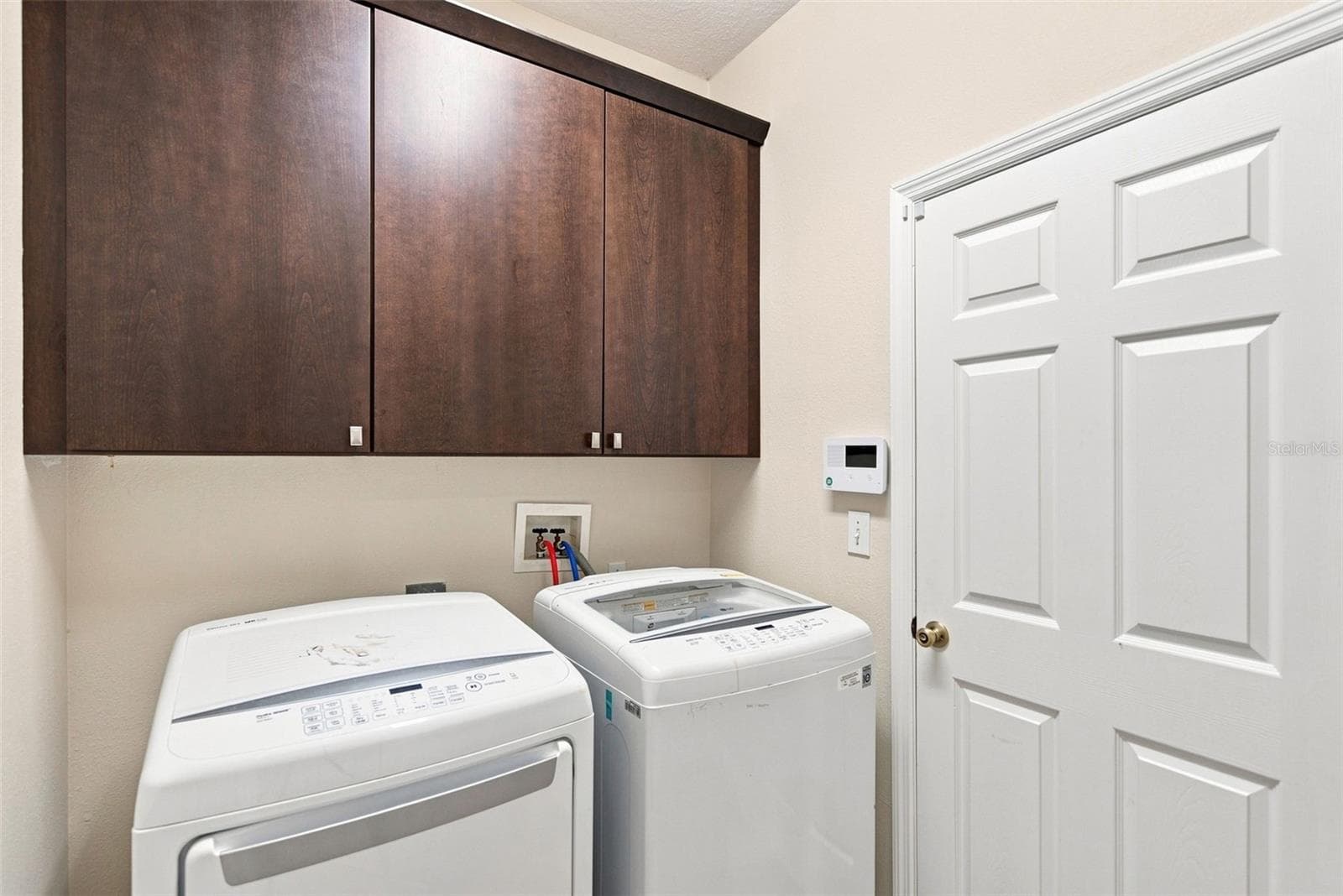 Single Family Residence at 295 LONDONDERRY DR, SARASOTA, photo 29 of 35