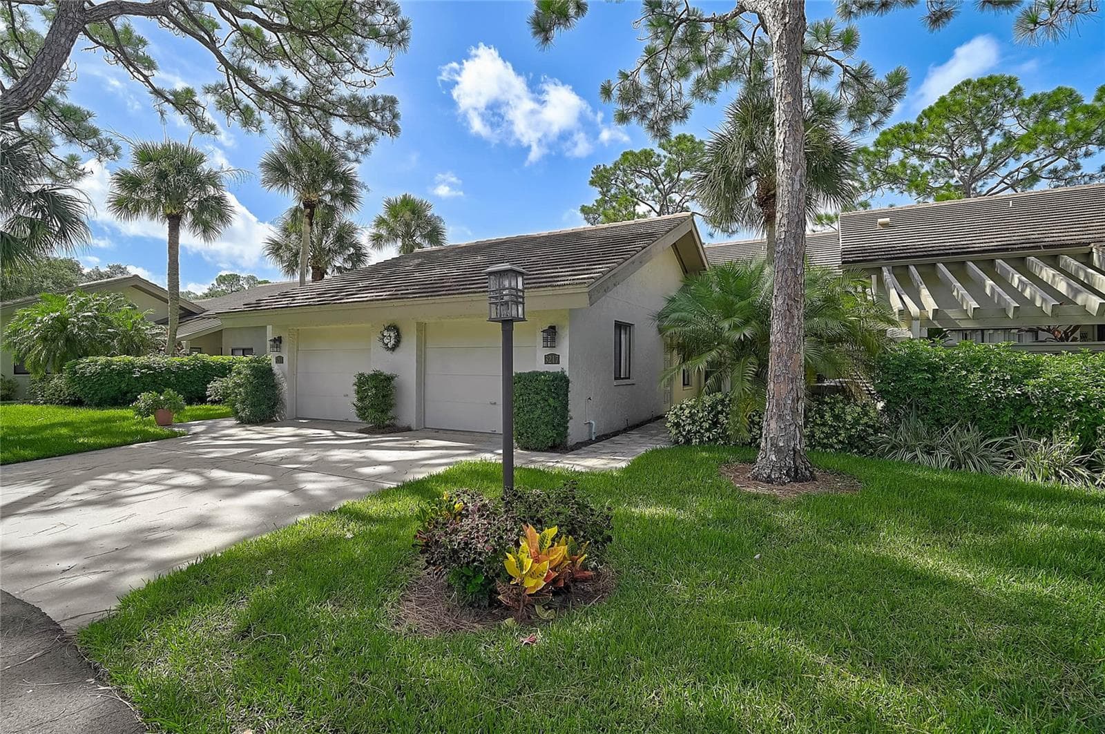 Condominium at 3217 SANDLEHEATH #45, SARASOTA, photo 4 of 46