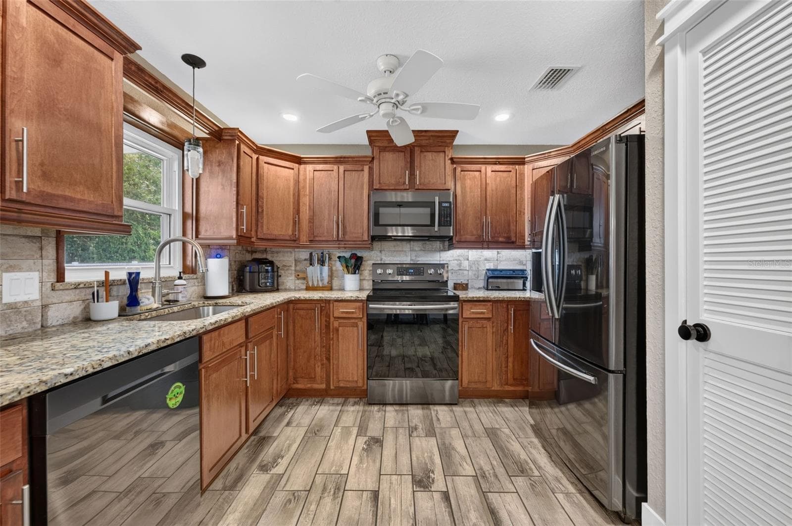 Kitchen - 8280 SE 161ST PL, SUMMERFIELD