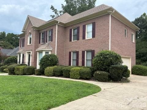 Single Family Residence at 3119 Castlemaine Drive, Charlotte, photo 3 of 39
